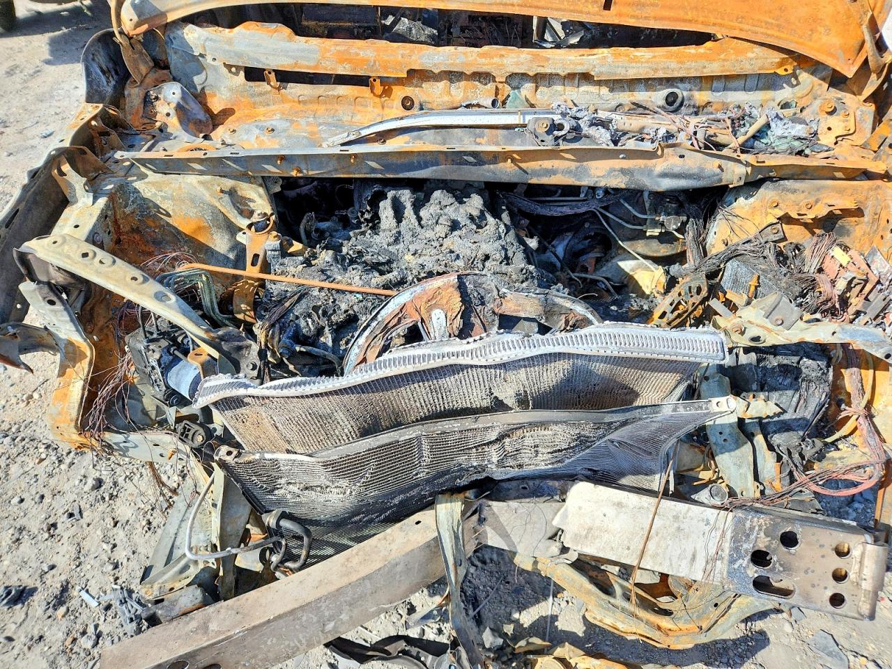 2015 Toyota Highlander Limited Burn vin: 5TDYKRFH9FS040971