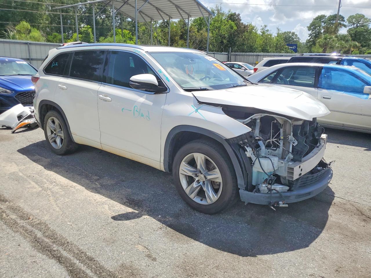 2015 Toyota Highlander Limited Platinum White vin: 5TDYKRFH9FS049766