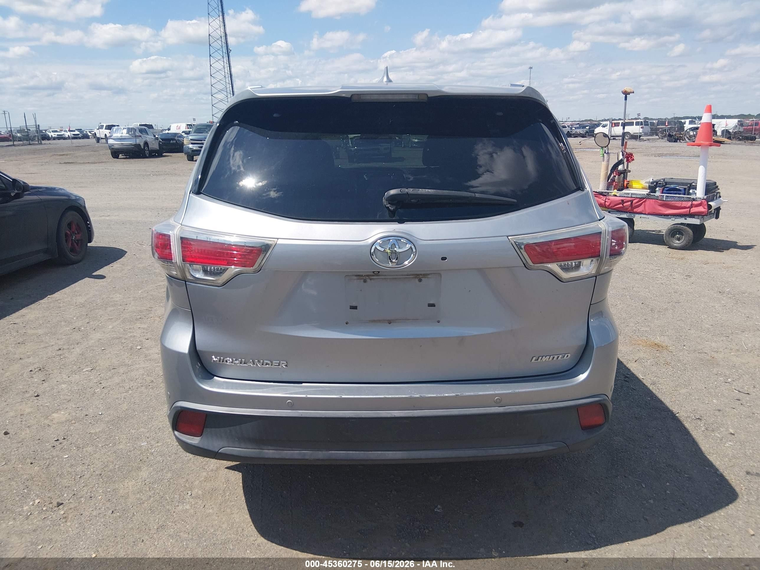 2015 Toyota Highlander Limited V6 Silver vin: 5TDYKRFH9FS053302