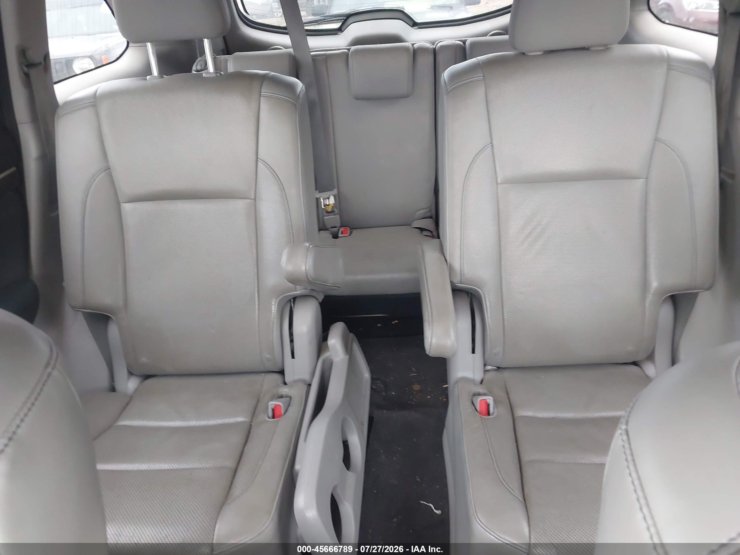 2015 Toyota Highlander Limited V6 White vin: 5TDYKRFH9FS074621