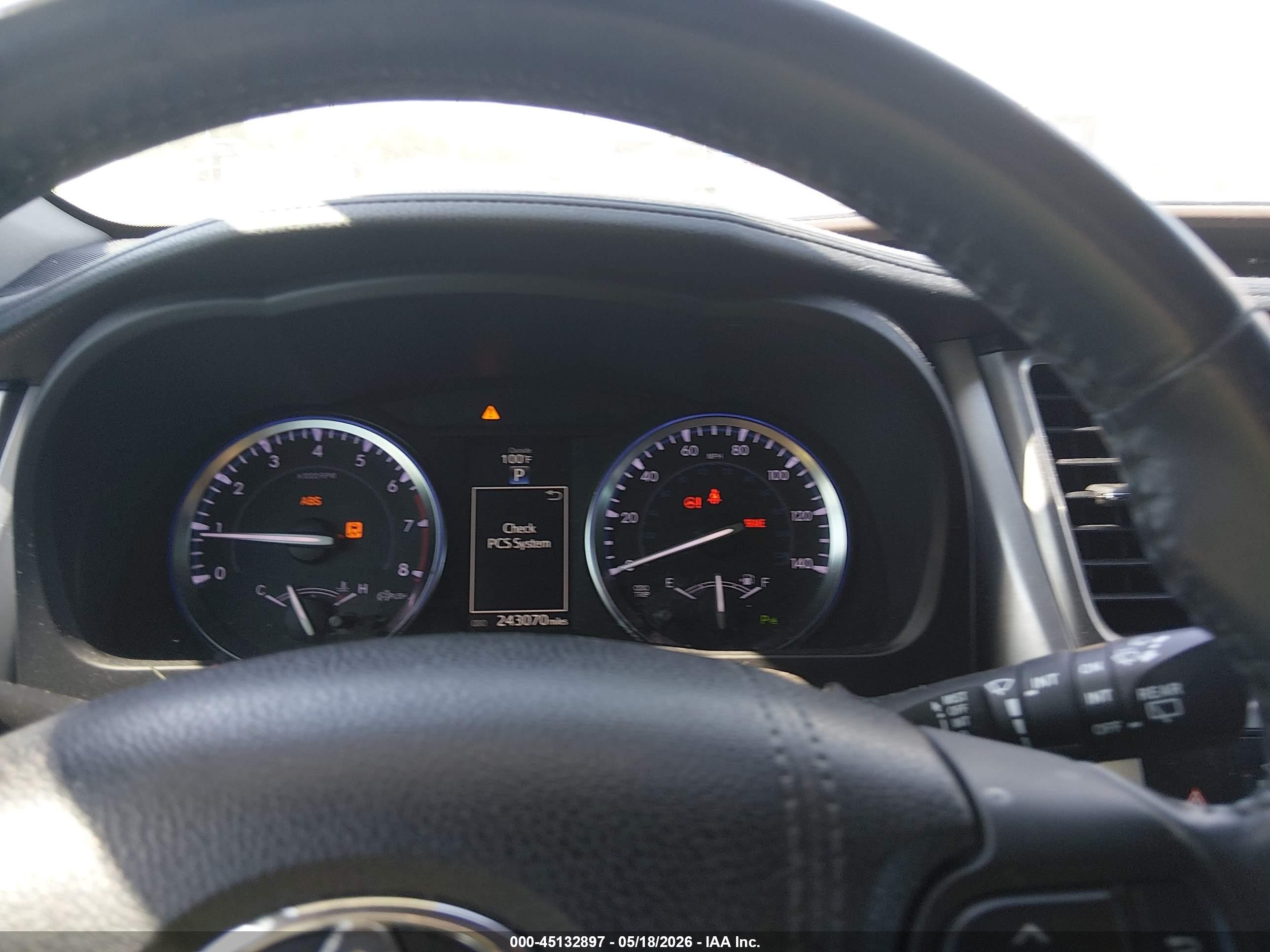 2015 Toyota Highlander Limited V6 Gold vin: 5TDYKRFH9FS080838
