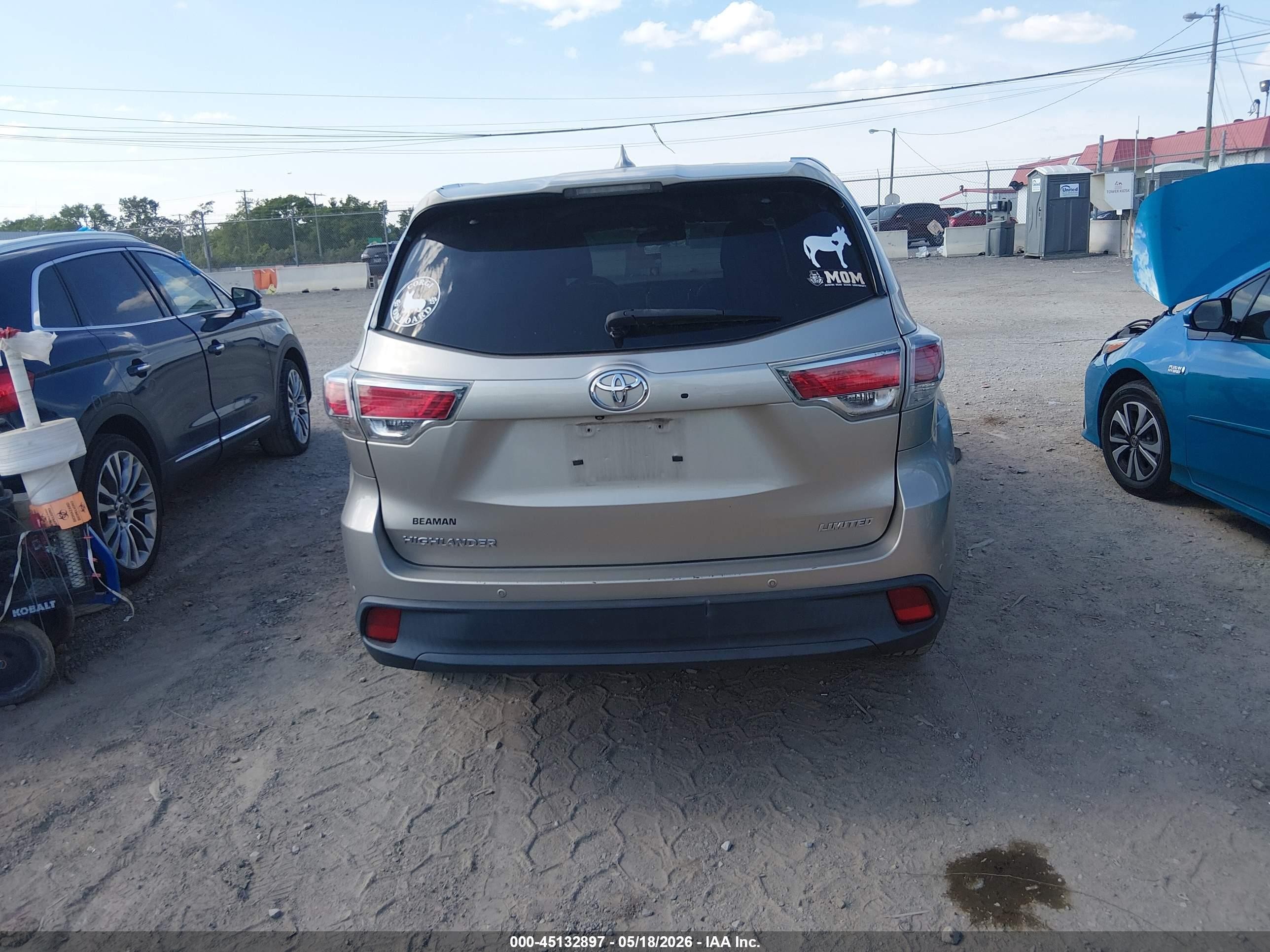2015 Toyota Highlander Limited V6 Gold vin: 5TDYKRFH9FS080838