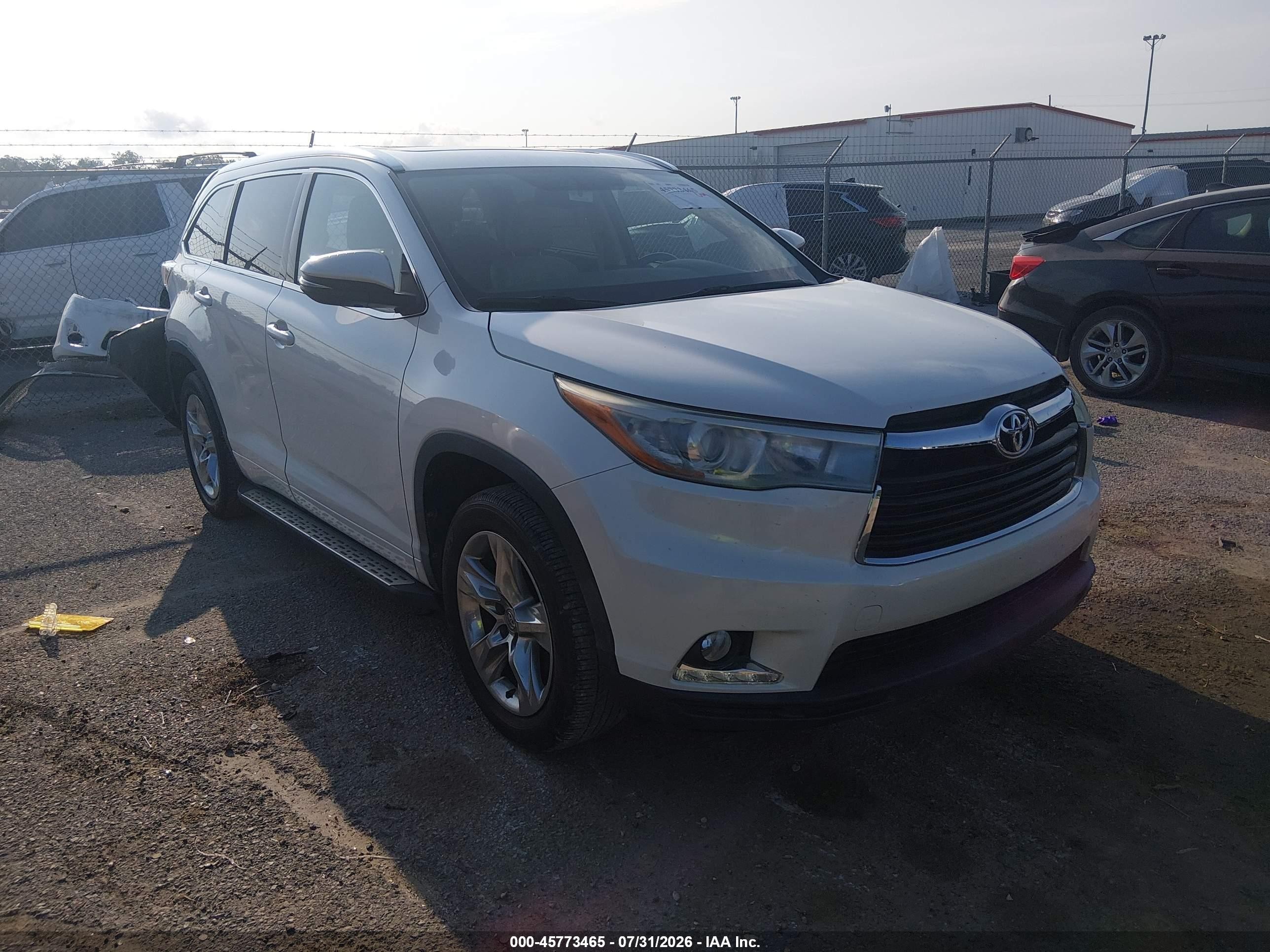 2014 Toyota Highlander Limited V6 White vin: 5TDYKRFHXES006679