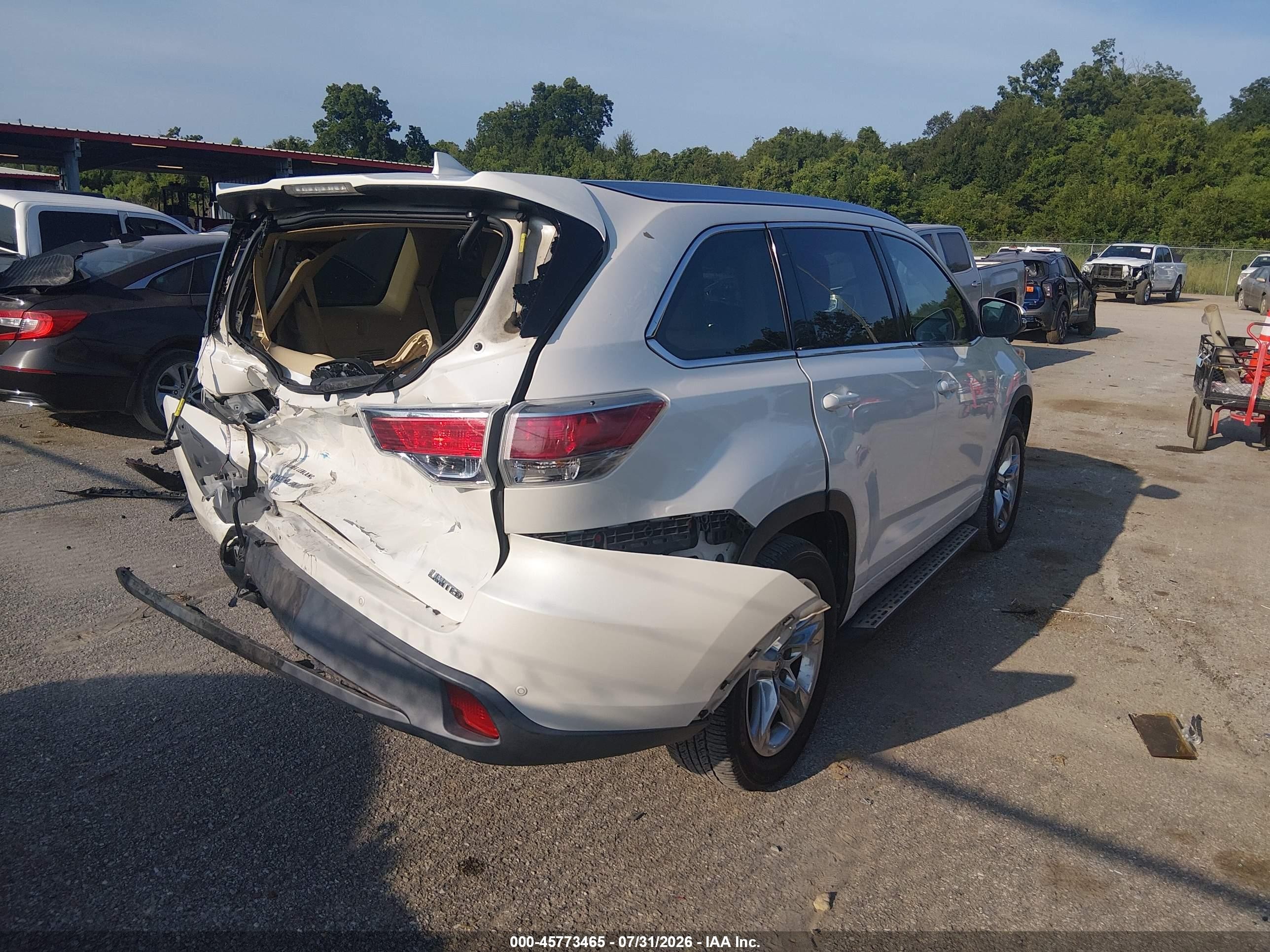 2014 Toyota Highlander Limited V6 White vin: 5TDYKRFHXES006679