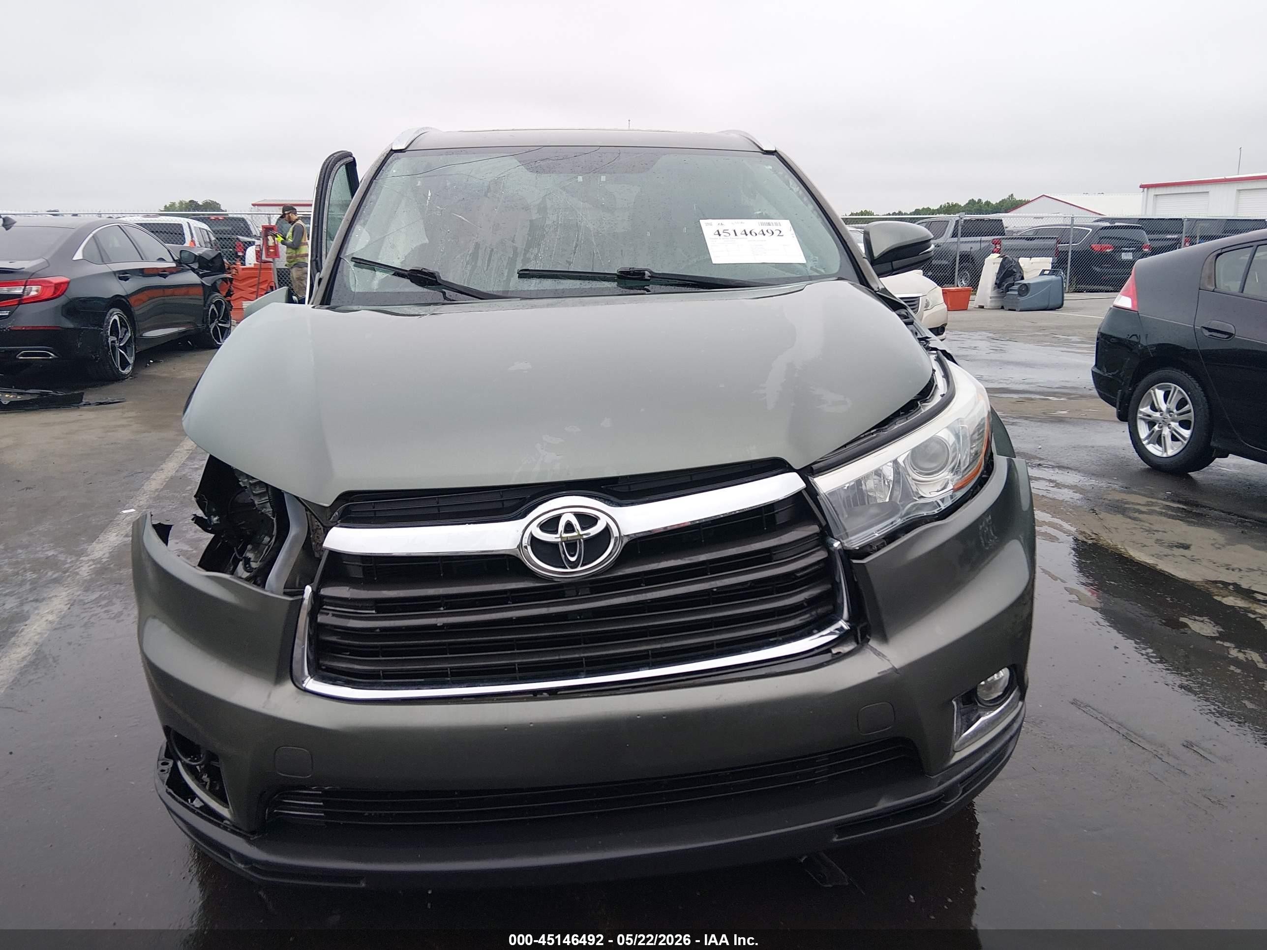 2014 Toyota Highlander Limited V6 Green vin: 5TDYKRFHXES018914