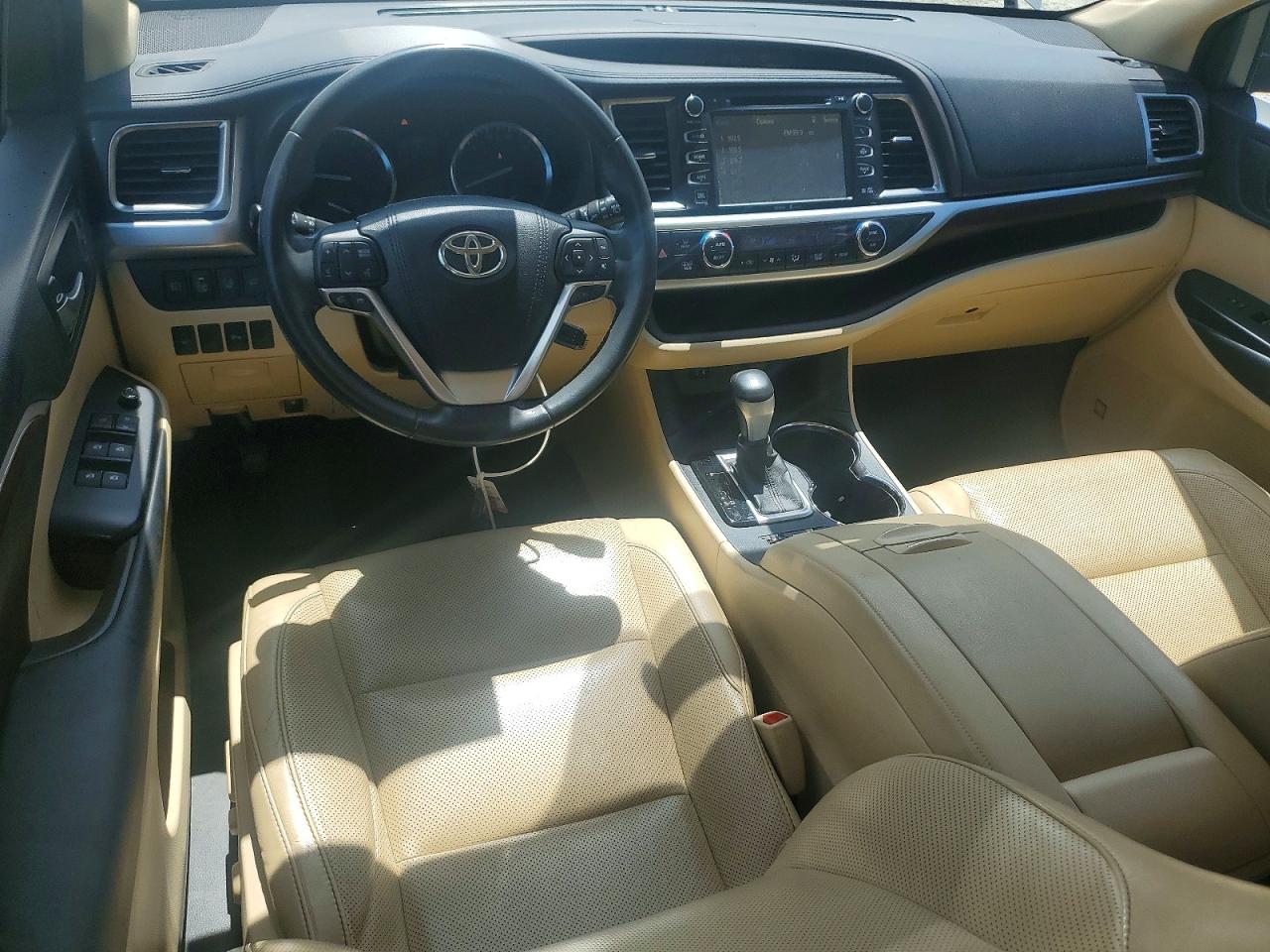 2015 Toyota Highlander Limited Beige vin: 5TDYKRFHXFS072408