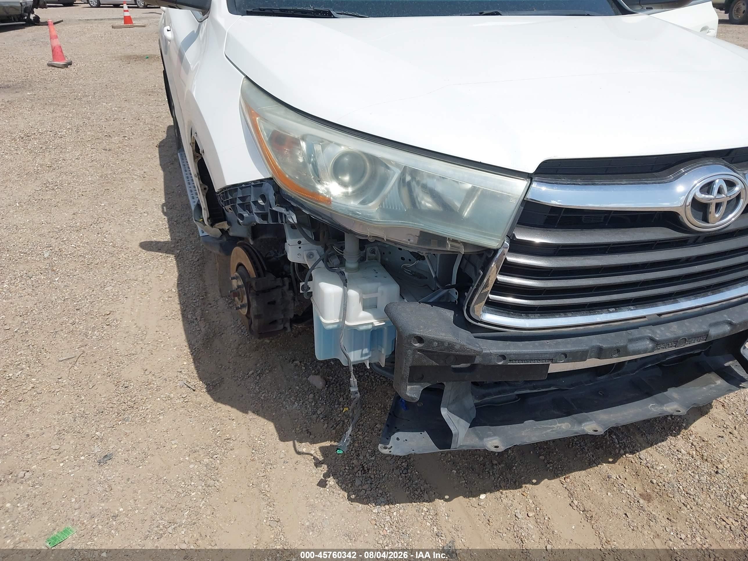 2015 Toyota Highlander Limited V6 White vin: 5TDYKRFHXFS105648