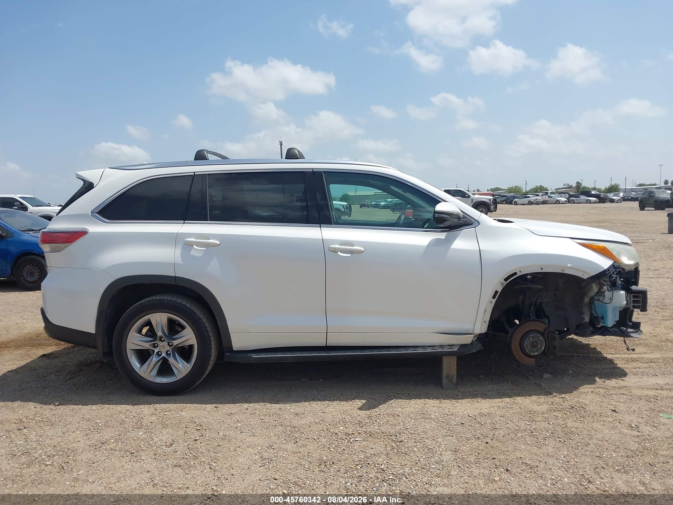 2015 Toyota Highlander Limited V6 White vin: 5TDYKRFHXFS105648