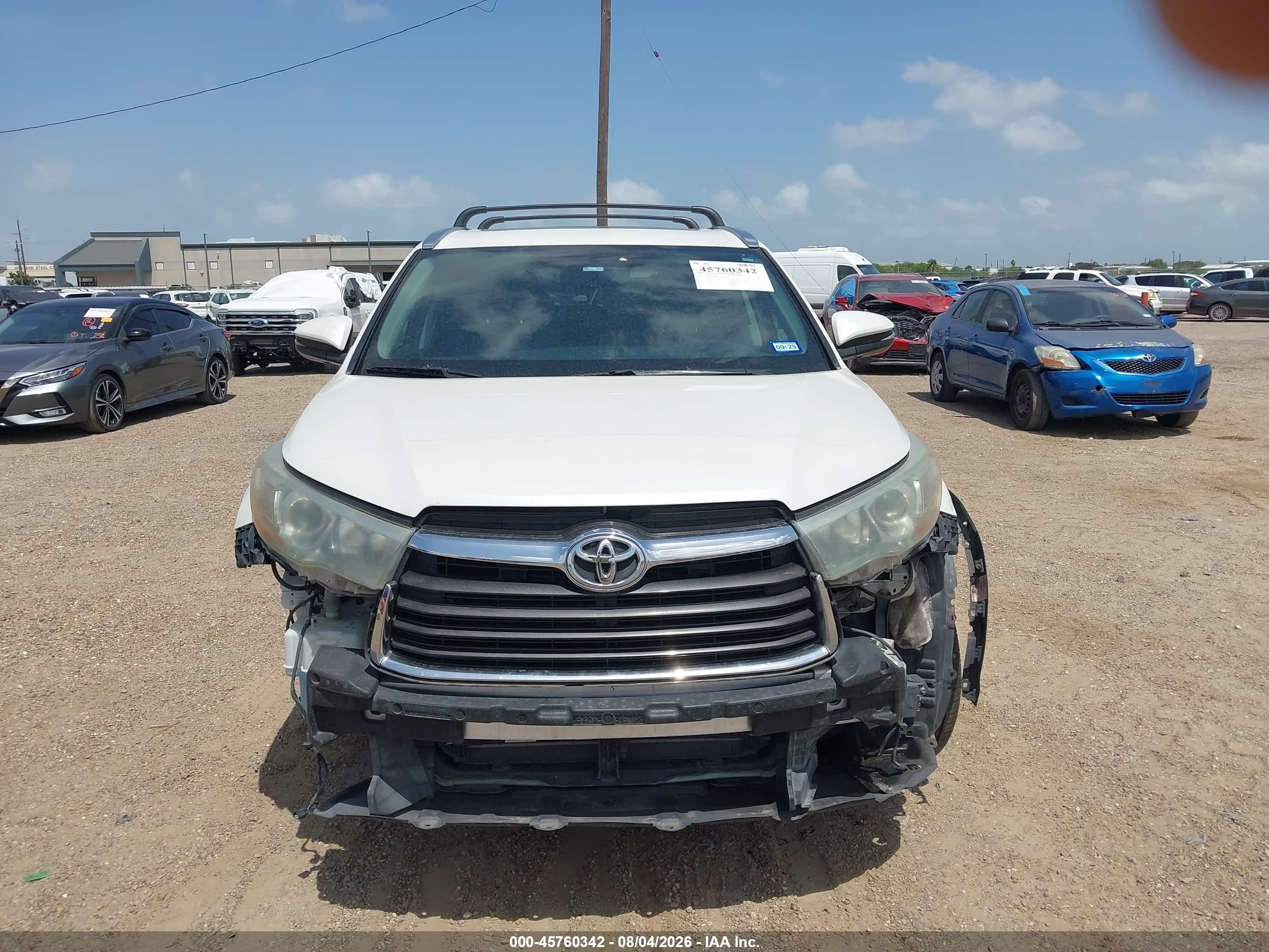 2015 Toyota Highlander Limited V6 White vin: 5TDYKRFHXFS105648