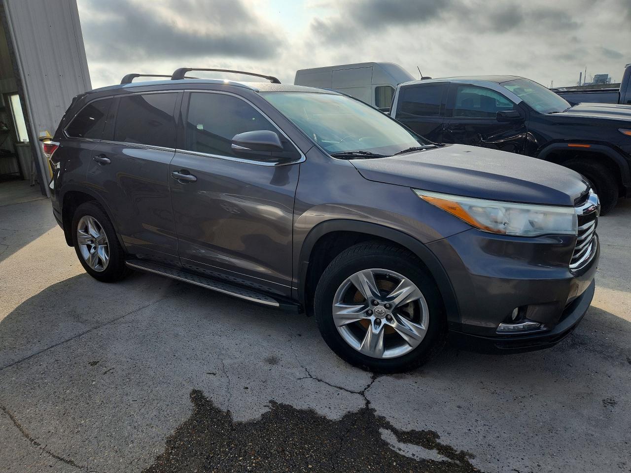 2015 Toyota Highlander Limited Gray vin: 5TDYKRFHXFS116228