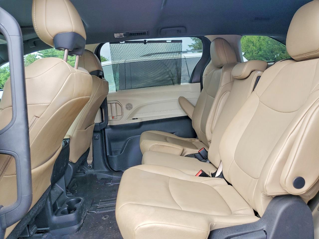 2022 Toyota Sienna Xle Black vin: 5TDYRKEC1NS098760