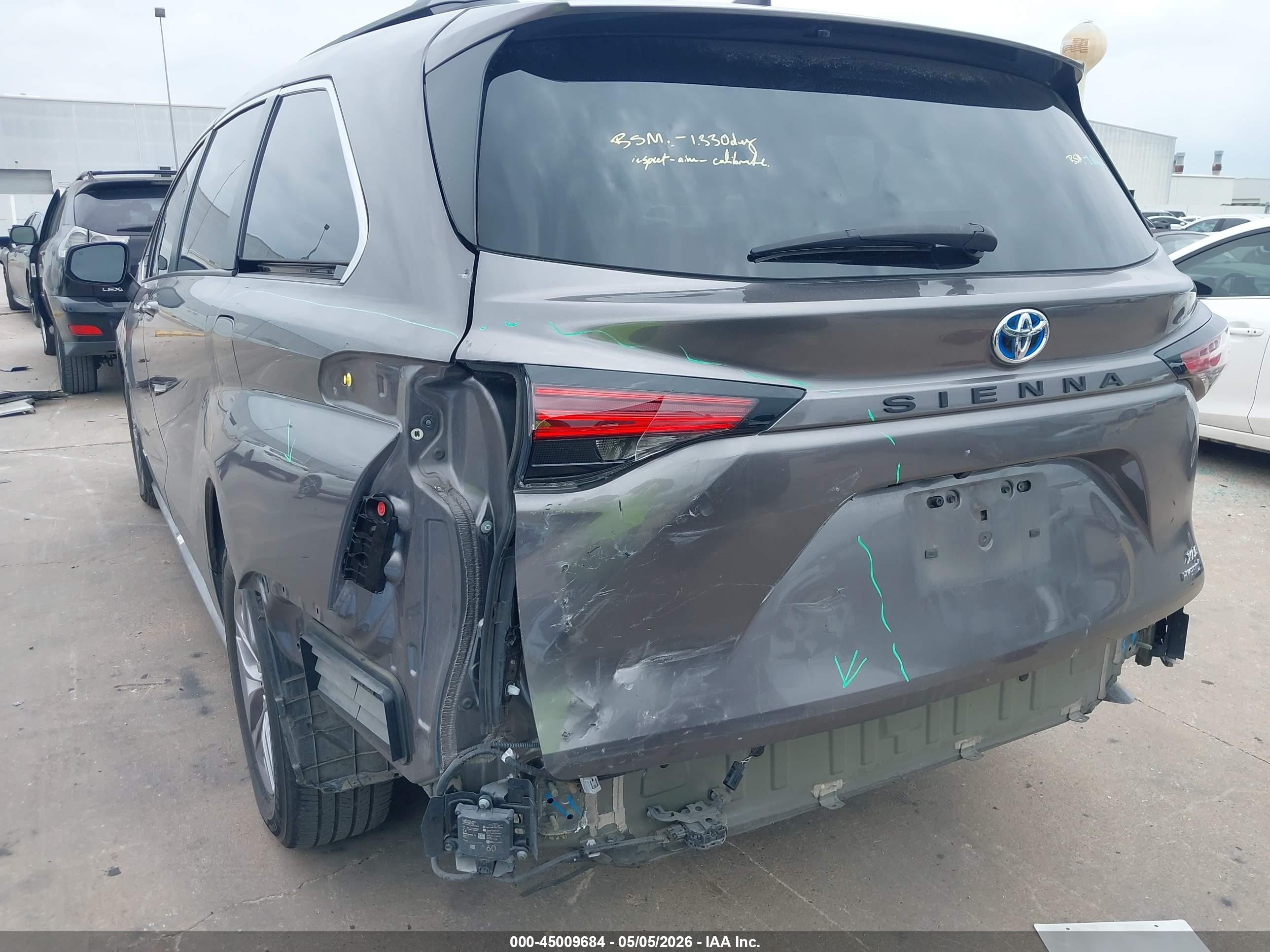 2021 Toyota Sienna Xle Gray vin: 5TDYRKEC2MS042860