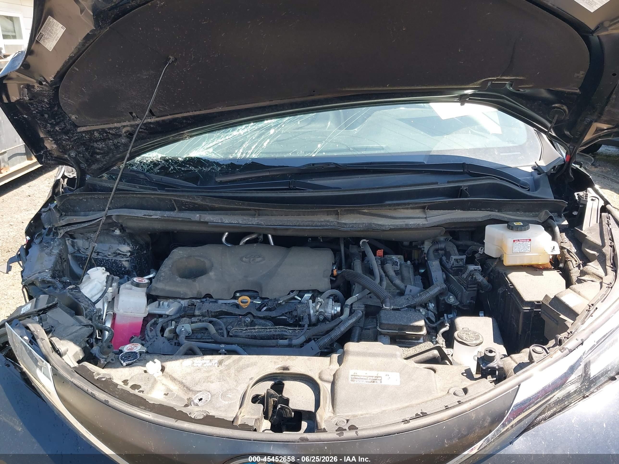 2022 Toyota Sienna Xle Black vin: 5TDYRKEC6NS131462