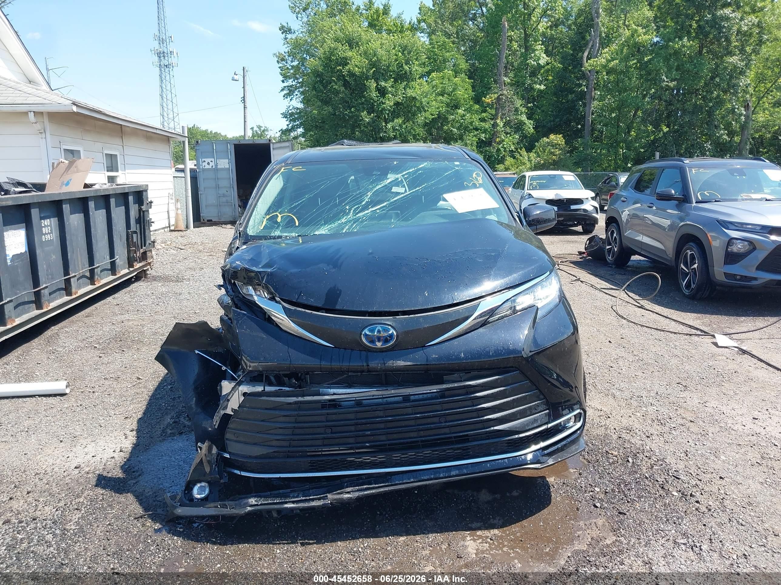 2022 Toyota Sienna Xle Black vin: 5TDYRKEC6NS131462