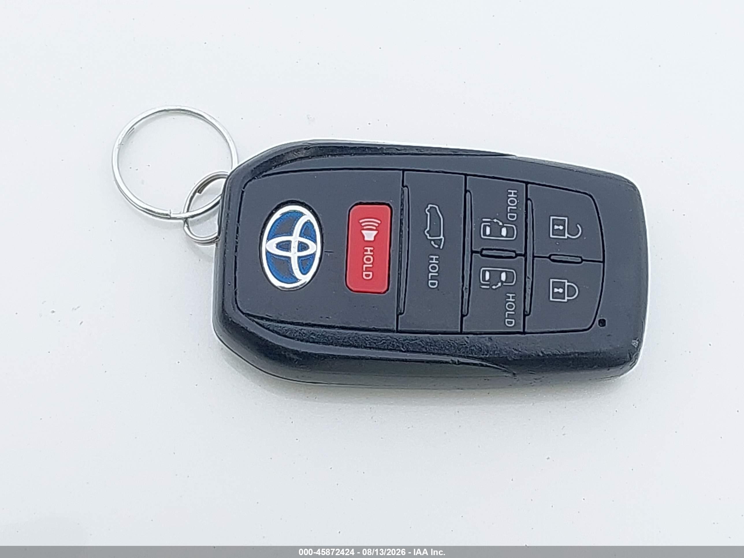 2021 Toyota Sienna Xle White vin: 5TDYRKEC8MS007899