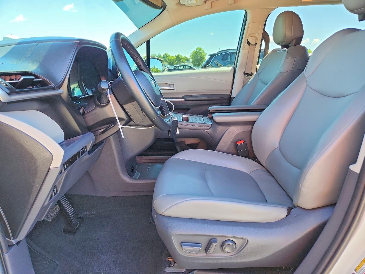 2021 Toyota Sienna Xle White vin: 5TDYSKFC7MS015933
