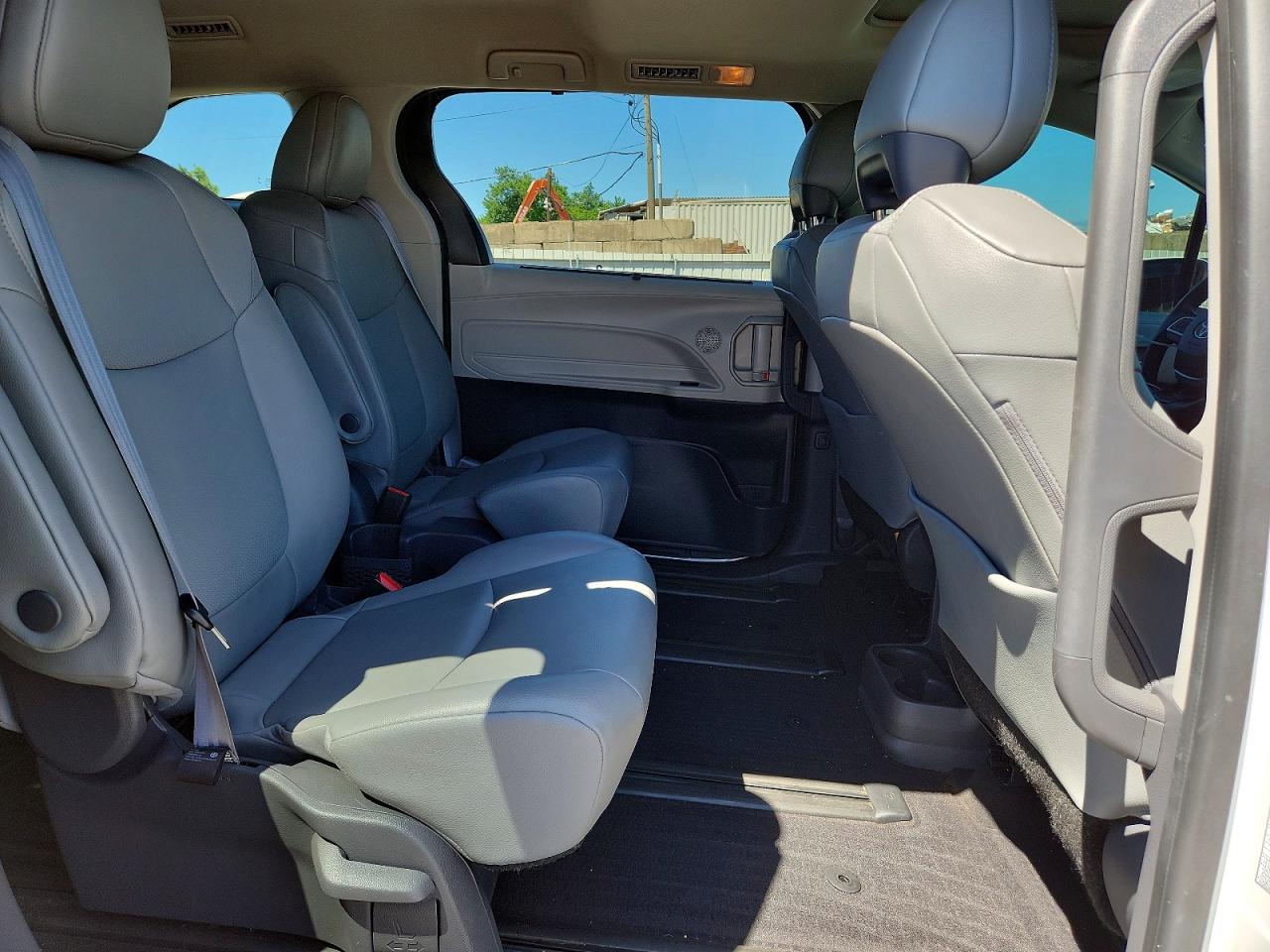 2021 Toyota Sienna Xle White vin: 5TDYSKFC7MS015933