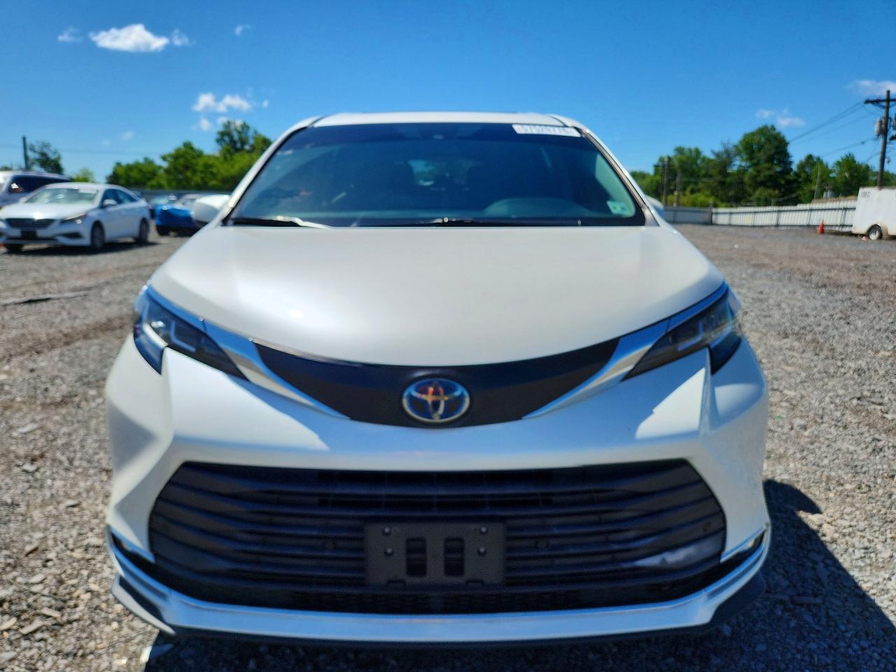2021 Toyota Sienna Xle White vin: 5TDYSKFC7MS015933