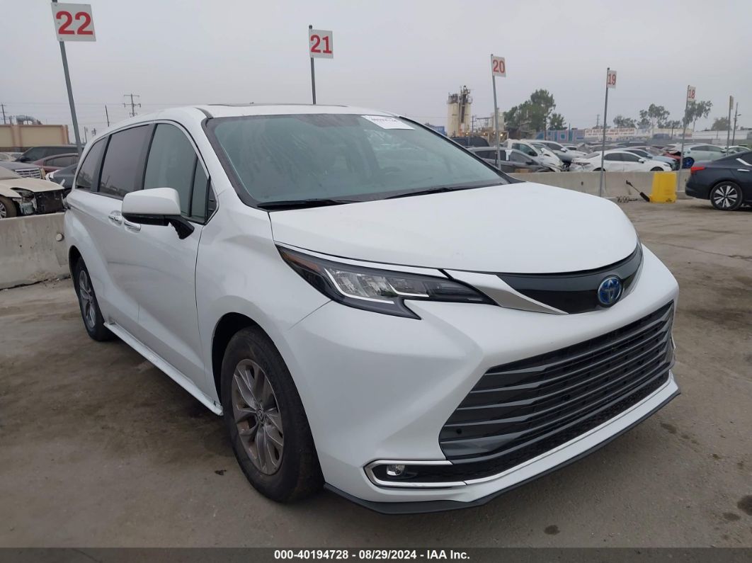 Price & History 2022 Toyota Sienna Xle 2.5l I-4 Di, Dohc, Vvt