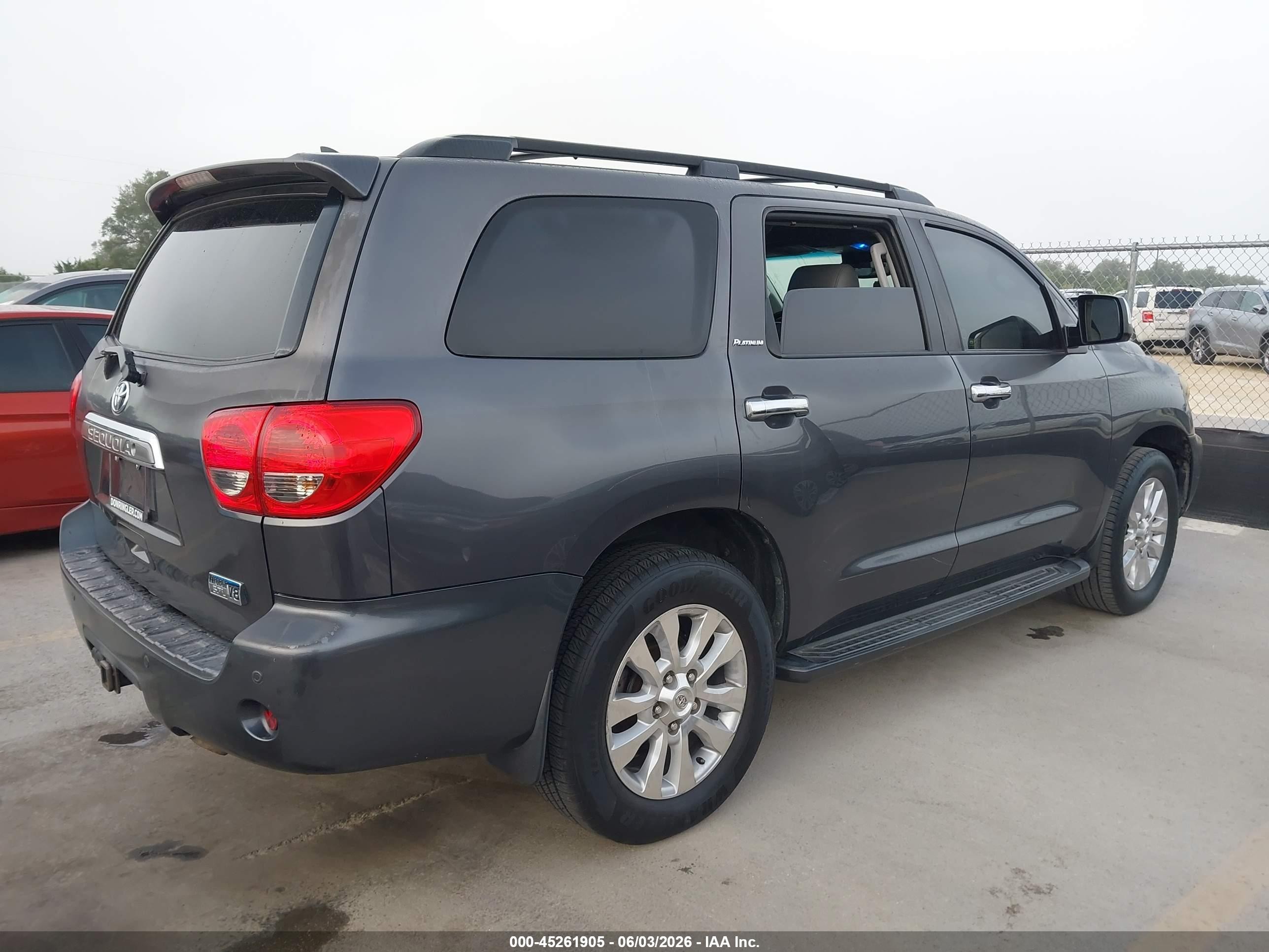 2012 Toyota Sequoia Platinum 5.7l V8 Gray vin: 5TDYY5G11CS041228