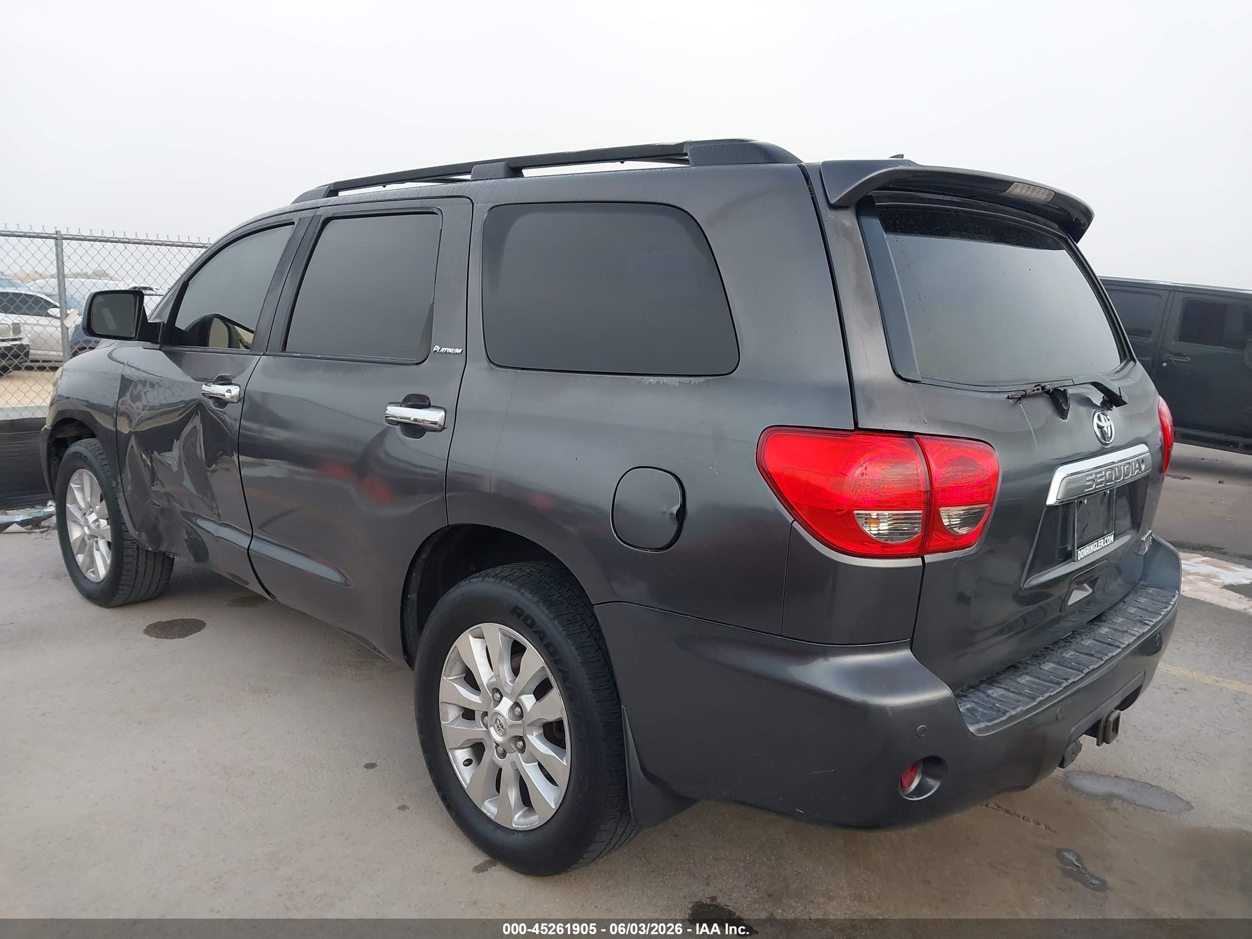 2012 Toyota Sequoia Platinum 5.7l V8 Gray vin: 5TDYY5G11CS041228