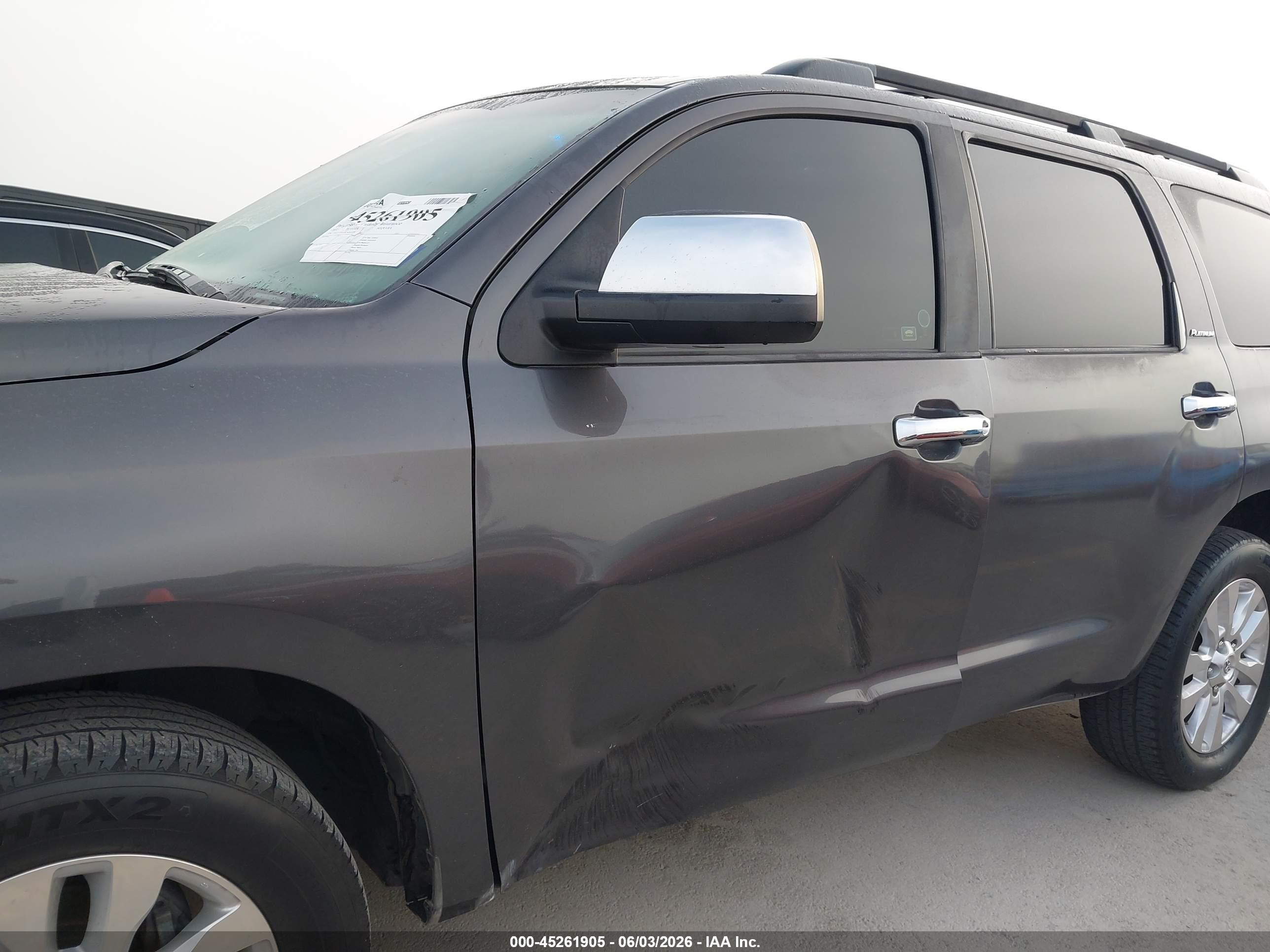 2012 Toyota Sequoia Platinum 5.7l V8 Gray vin: 5TDYY5G11CS041228