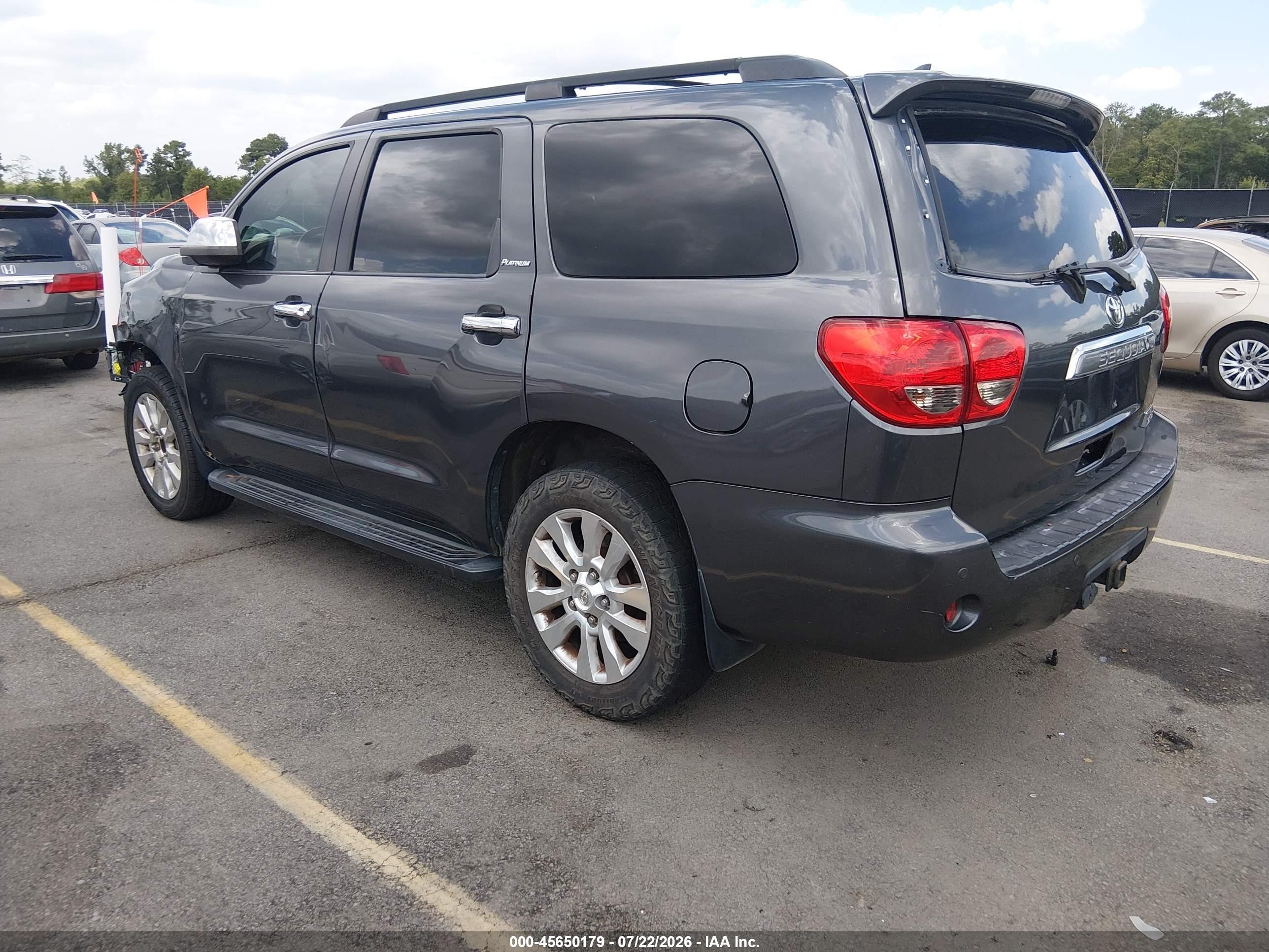 2012 Toyota Sequoia Platinum 5.7l V8 Серый vin: 5TDYY5G12CS037642