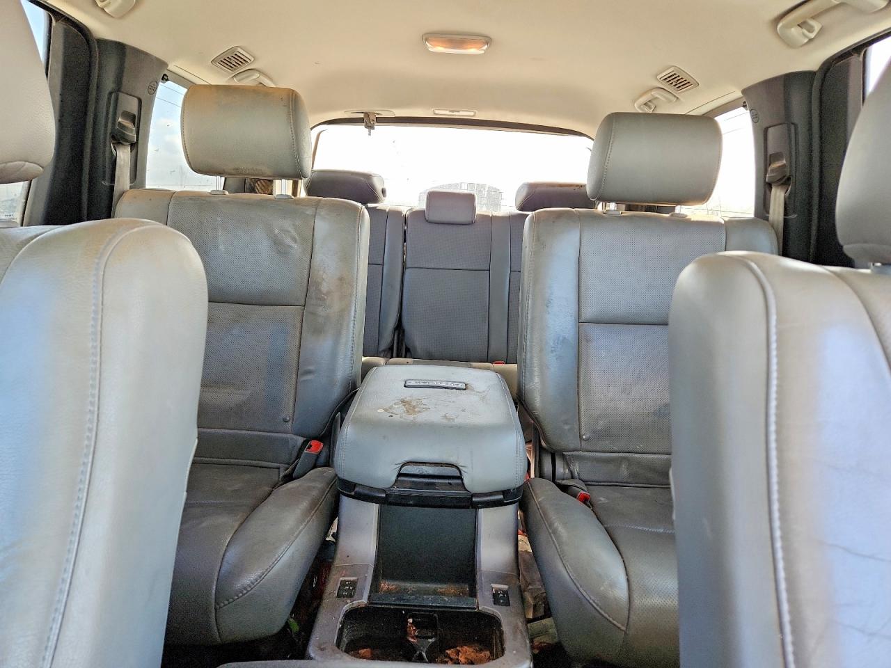 2013 Toyota Sequoia Platinum Black vin: 5TDYY5G12DS044396