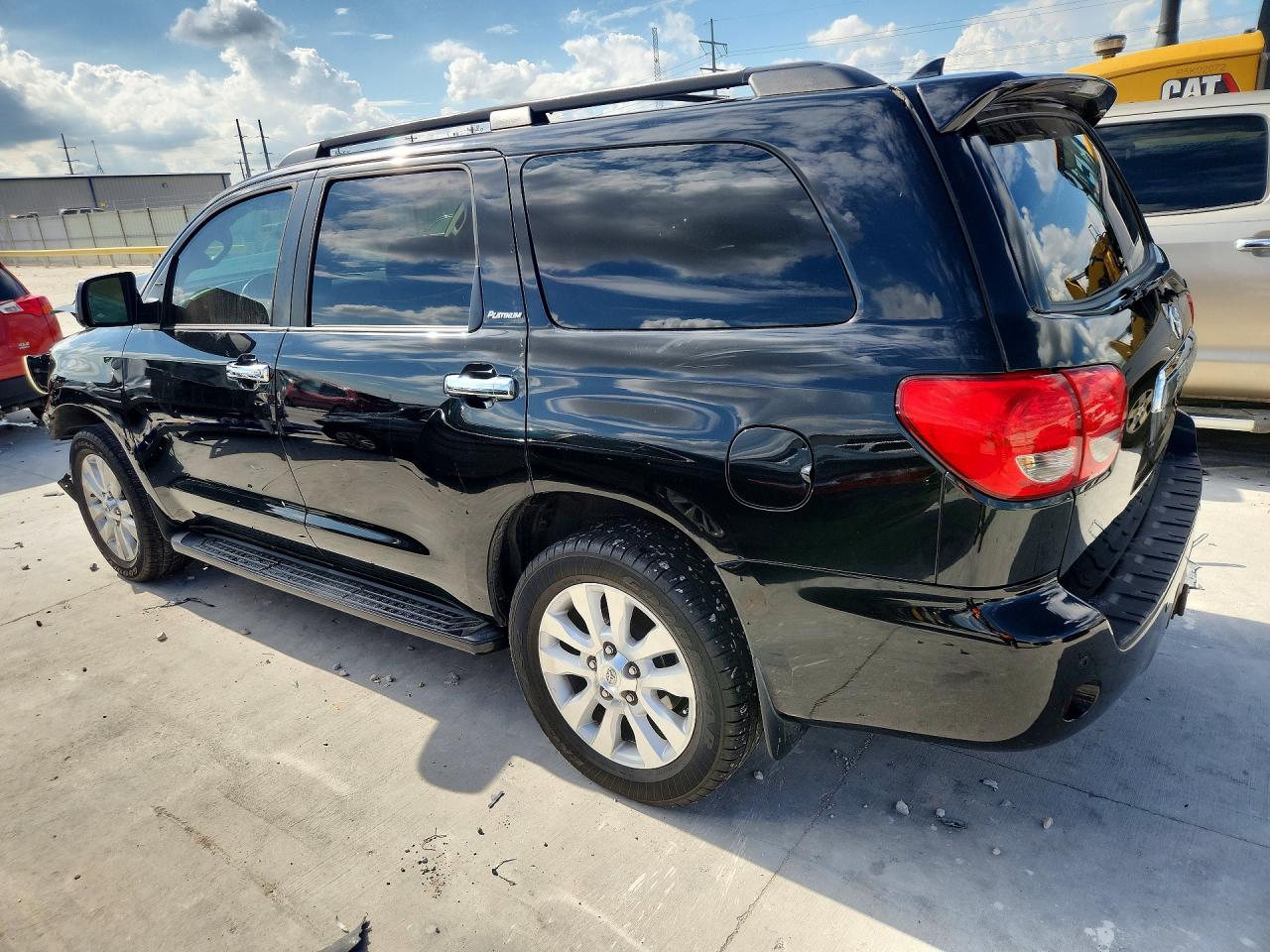 2015 Toyota Sequoia Platinum Black vin: 5TDYY5G12FS059340
