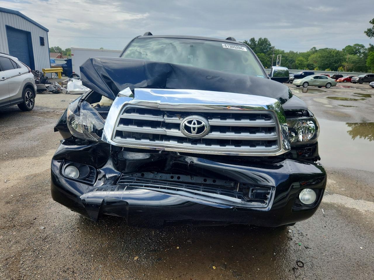 2011 Toyota Sequoia Platinum Черный vin: 5TDYY5G13BS034134