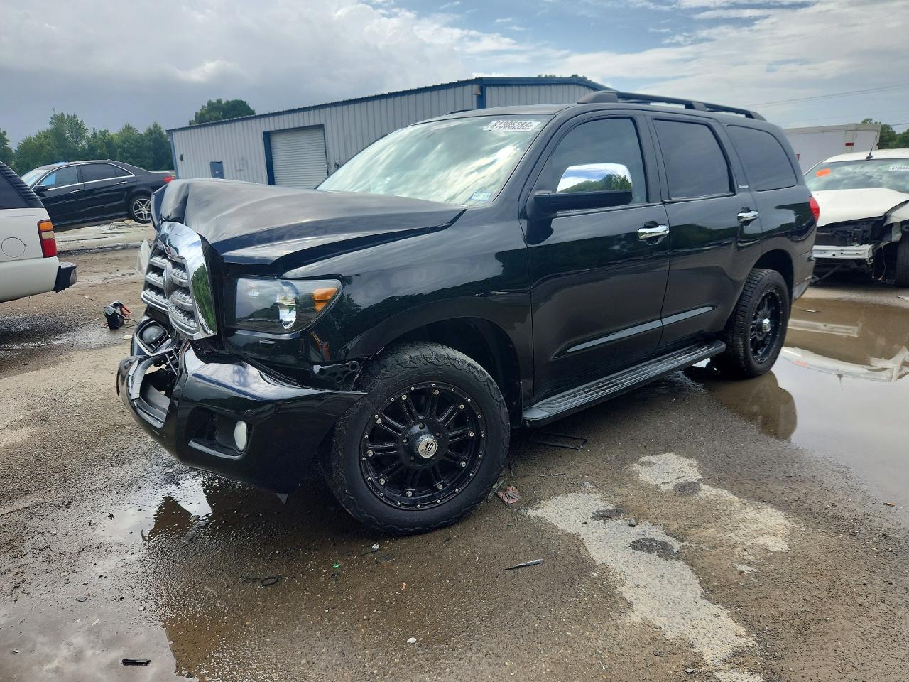 2011 Toyota Sequoia Platinum Черный vin: 5TDYY5G13BS034134