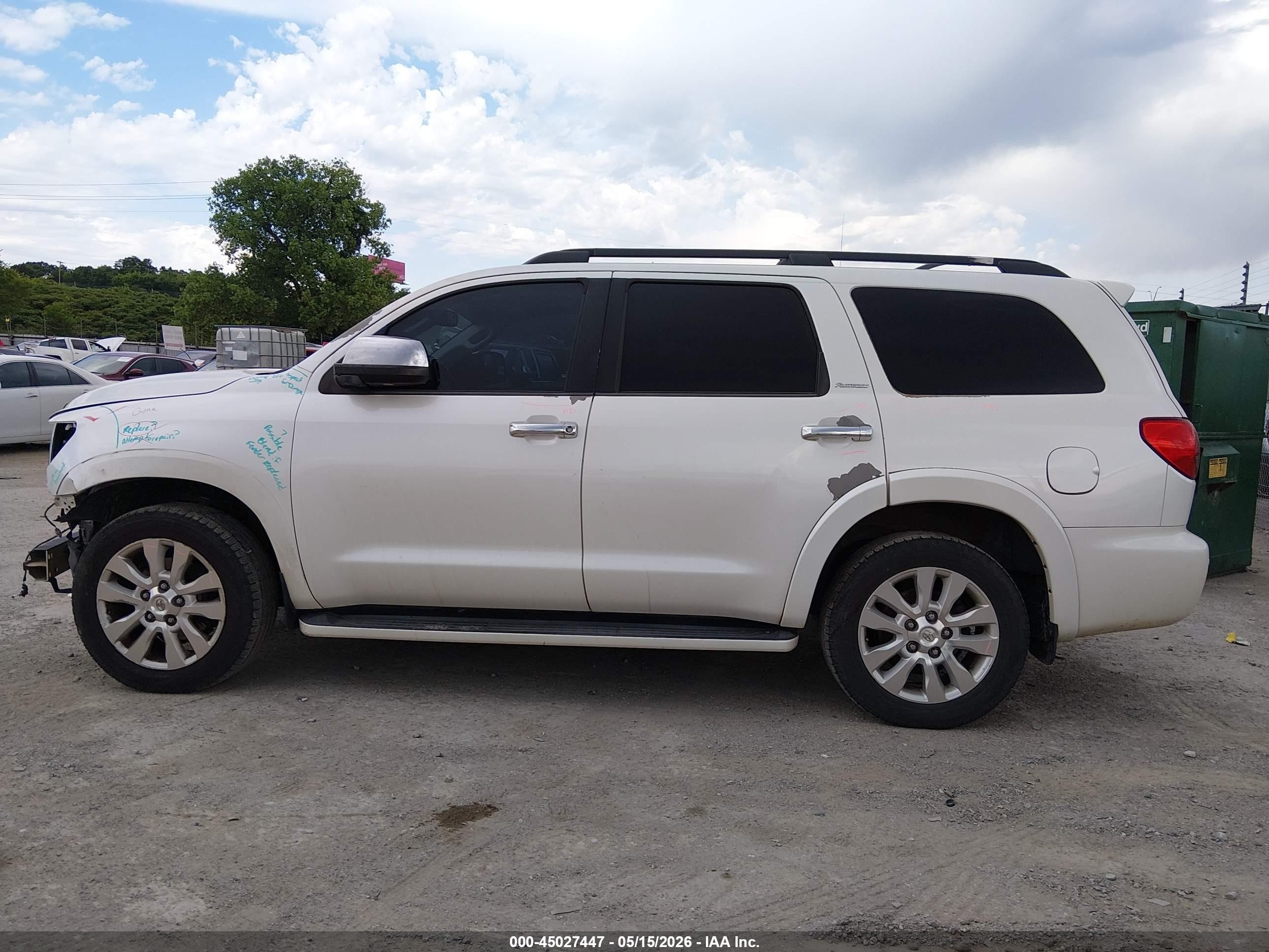 2013 Toyota Sequoia Platinum 5.7l V8 White vin: 5TDYY5G17DS047763