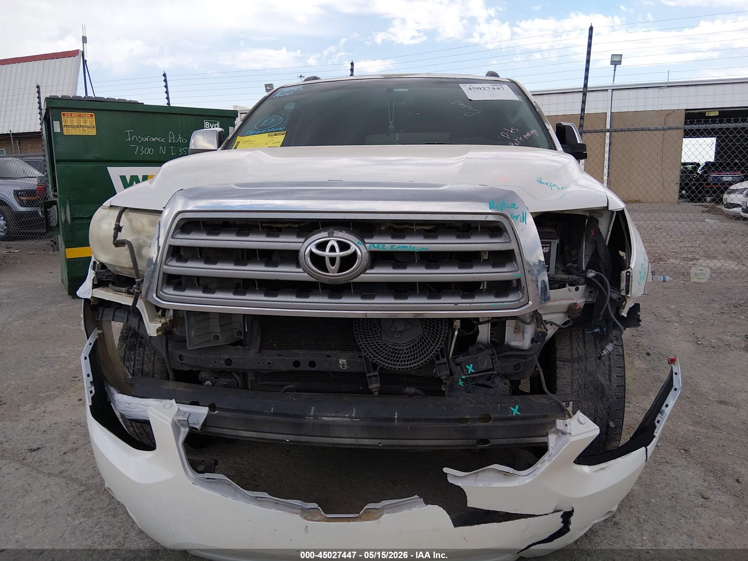 2013 Toyota Sequoia Platinum 5.7l V8 White vin: 5TDYY5G17DS047763