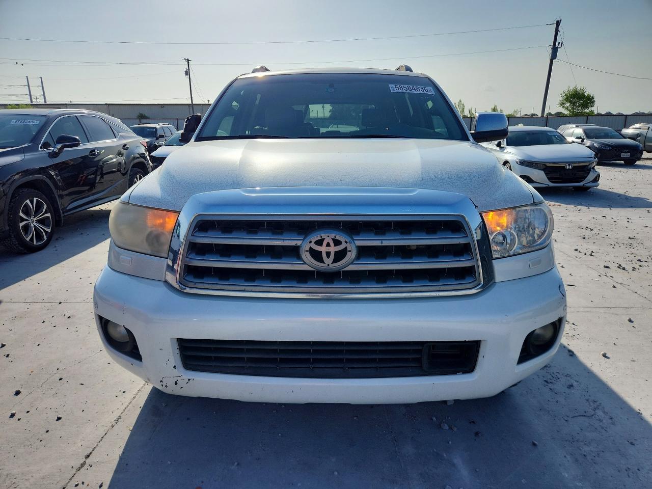 2010 Toyota Sequoia Platinum Белый vin: 5TDYY5G18AS029736
