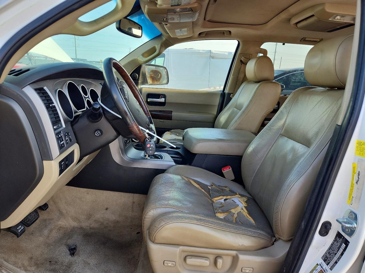 2010 Toyota Sequoia Platinum Белый vin: 5TDYY5G18AS029736