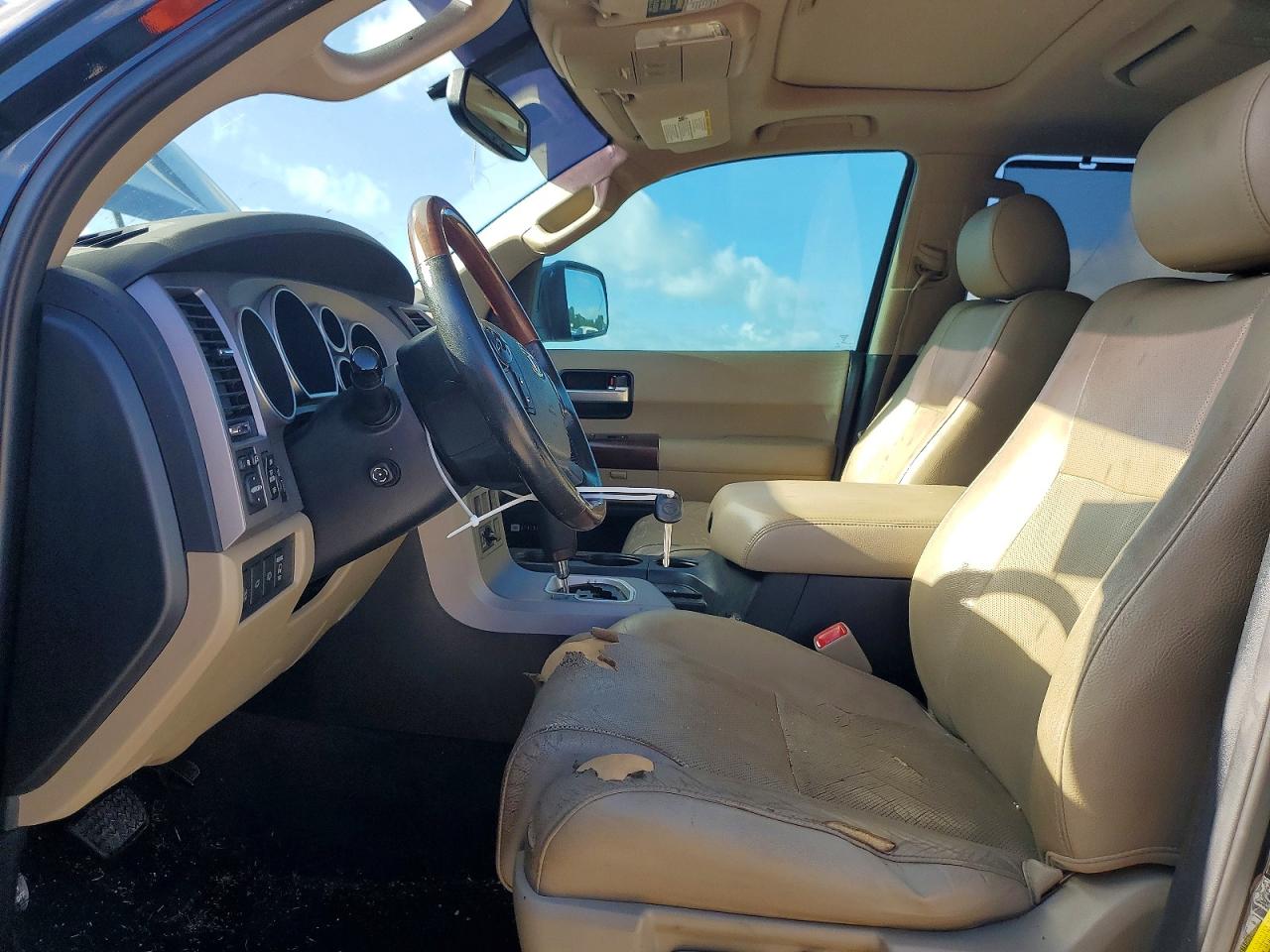 2012 Toyota Sequoia Platinum Black vin: 5TDYY5G18CS041355