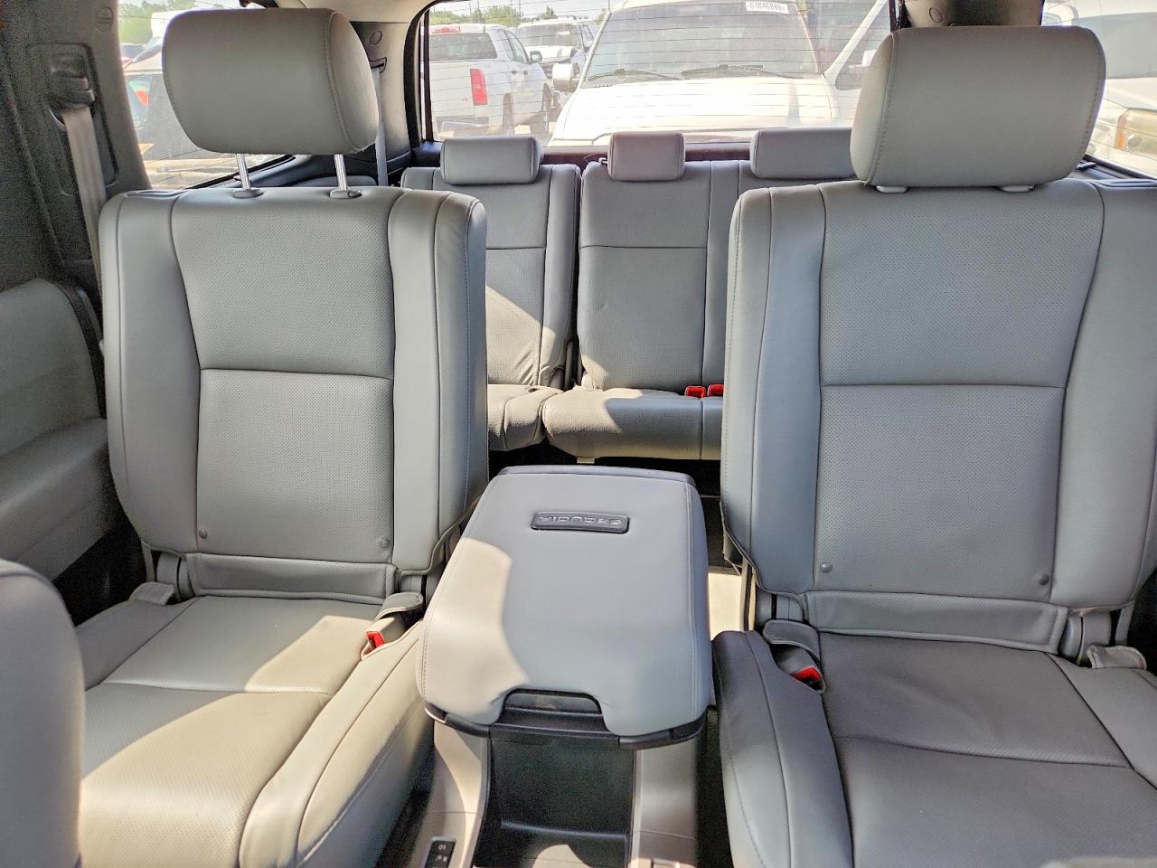 2010 Toyota Sequoia Platinum Blue vin: 5TDYY5G19AS025002