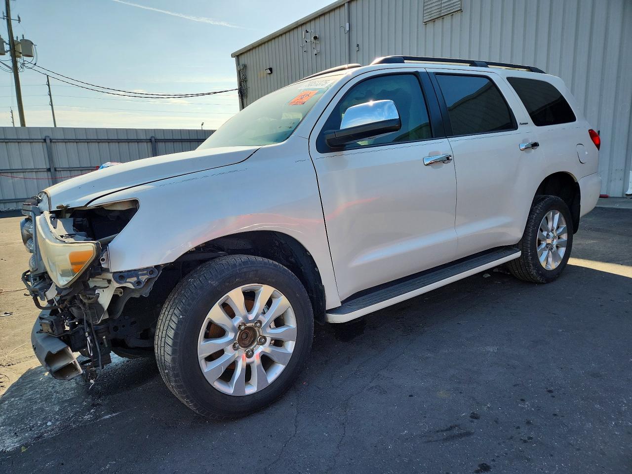 2010 Toyota Sequoia Platinum White vin: 5TDYY5G19AS028417