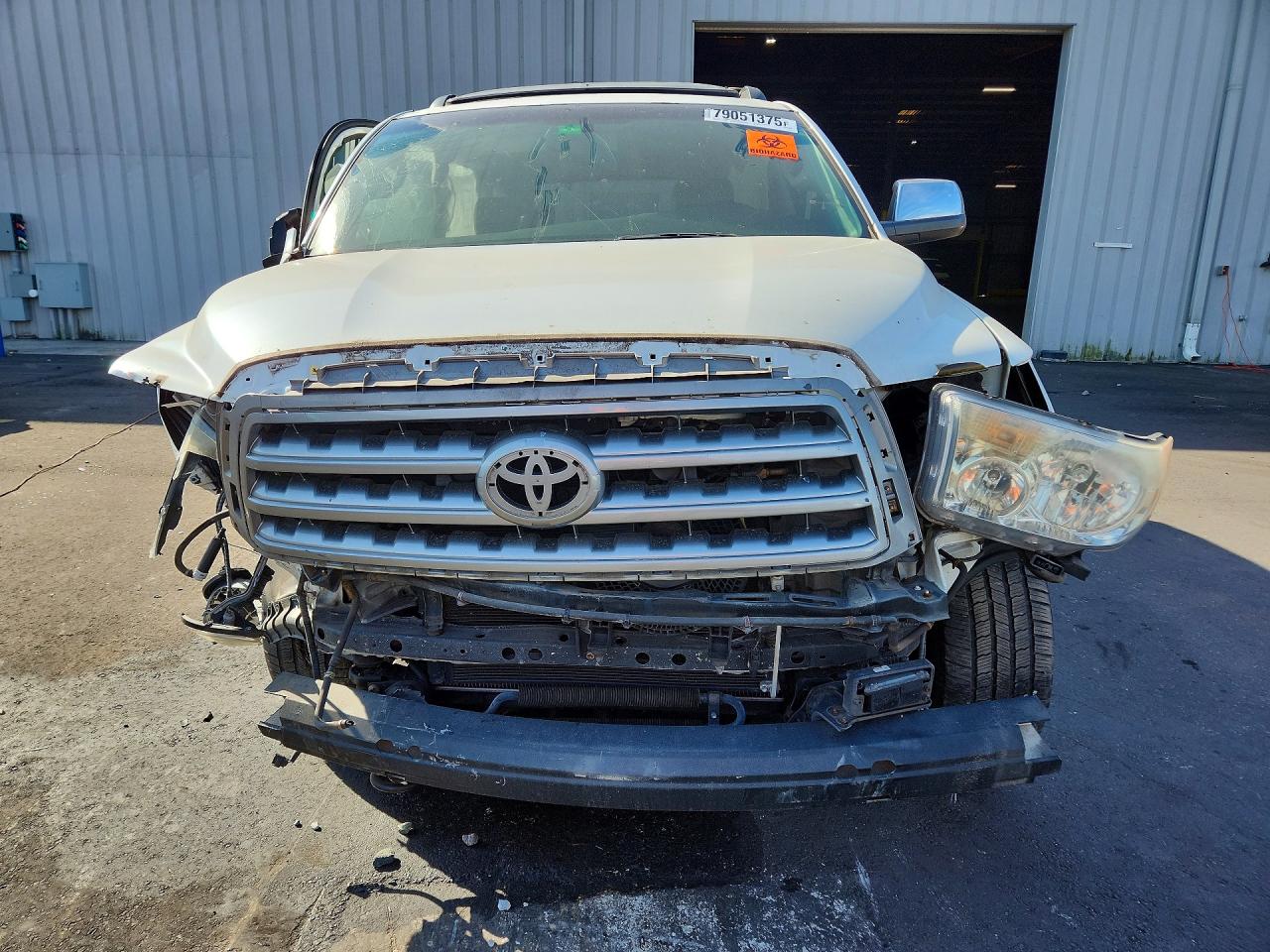 2010 Toyota Sequoia Platinum White vin: 5TDYY5G19AS028417