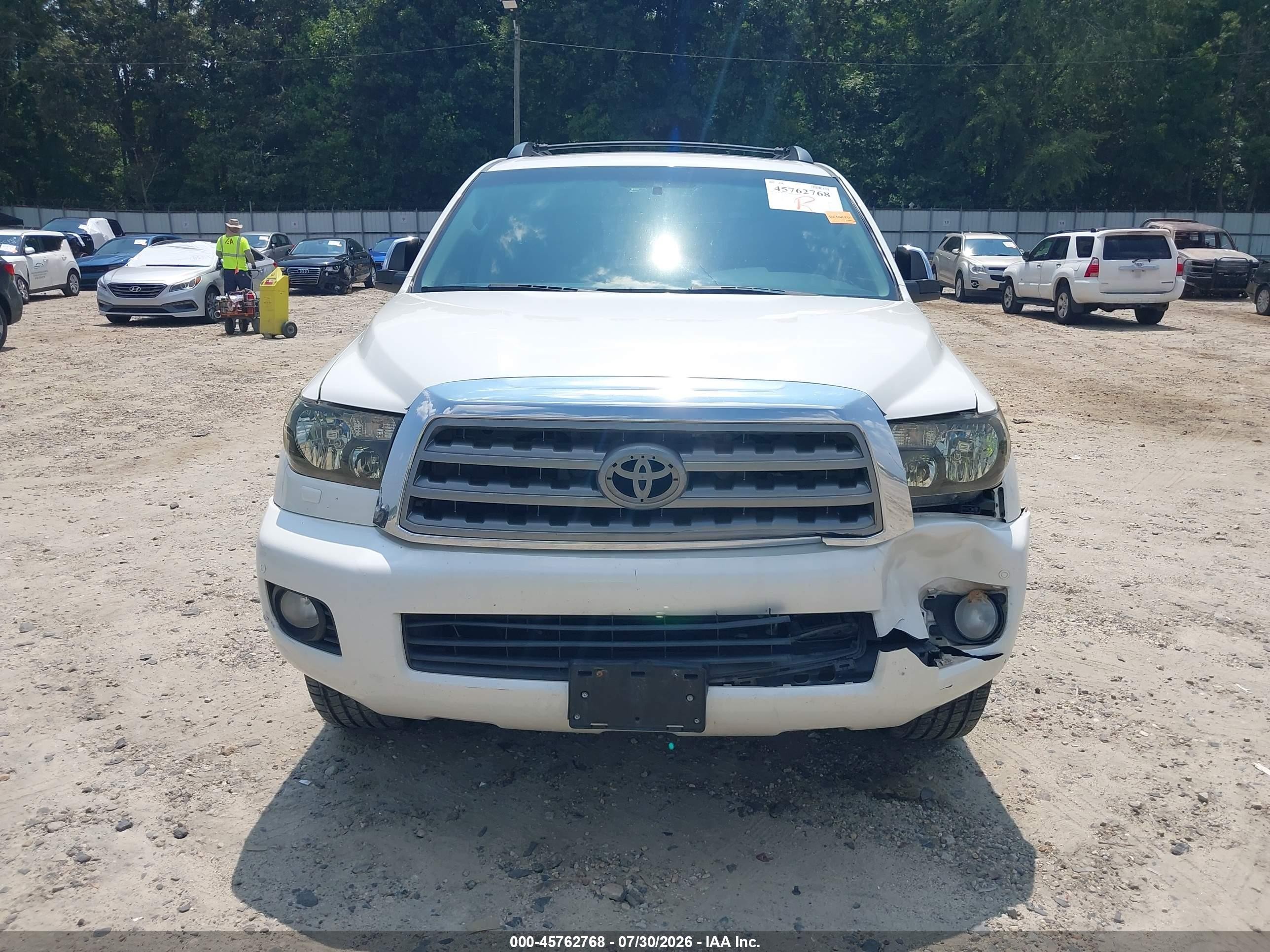 2015 Toyota Sequoia Platinum 5.7l V8 White vin: 5TDYY5G1XFS057156