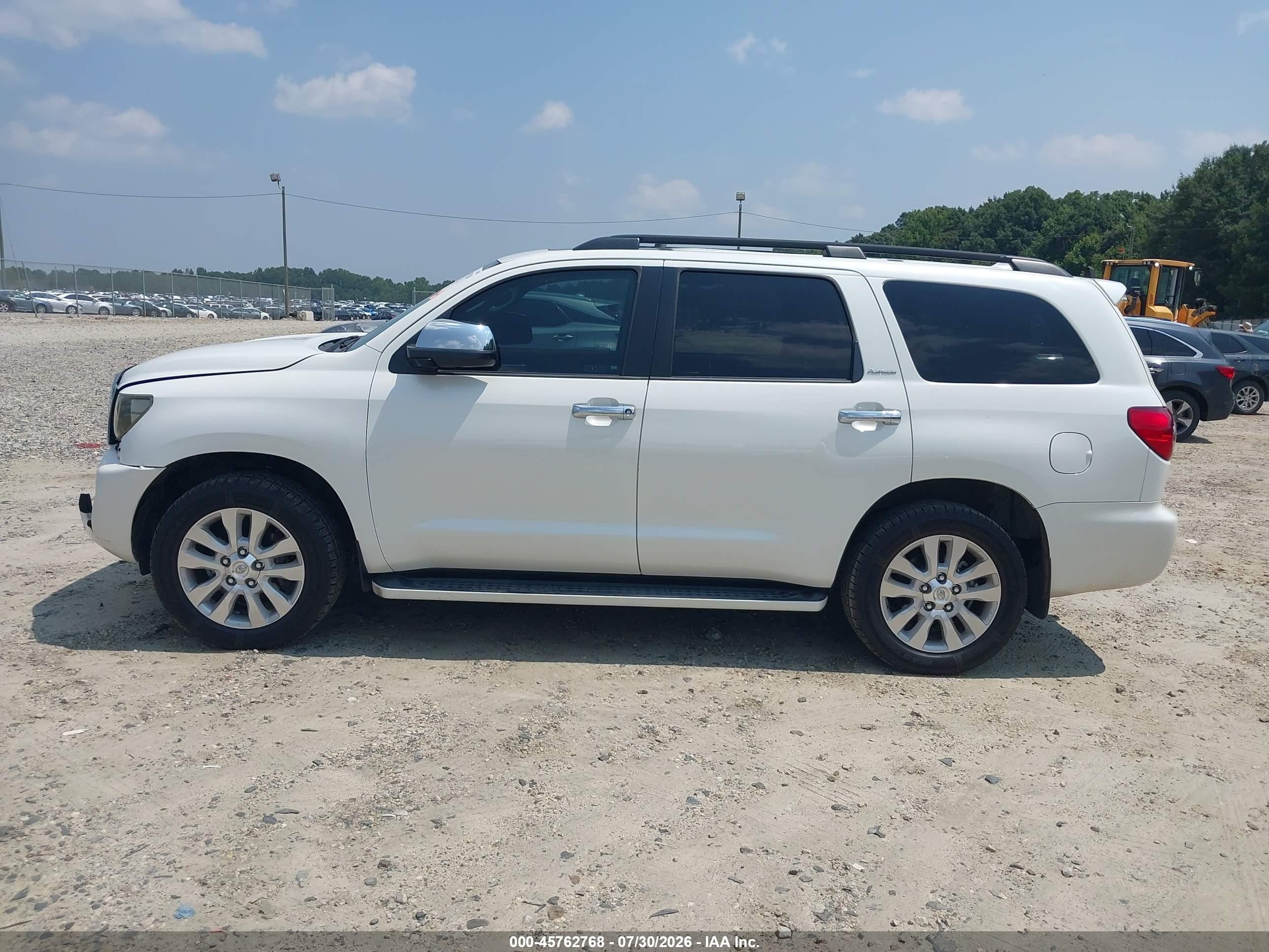 2015 Toyota Sequoia Platinum 5.7l V8 White vin: 5TDYY5G1XFS057156