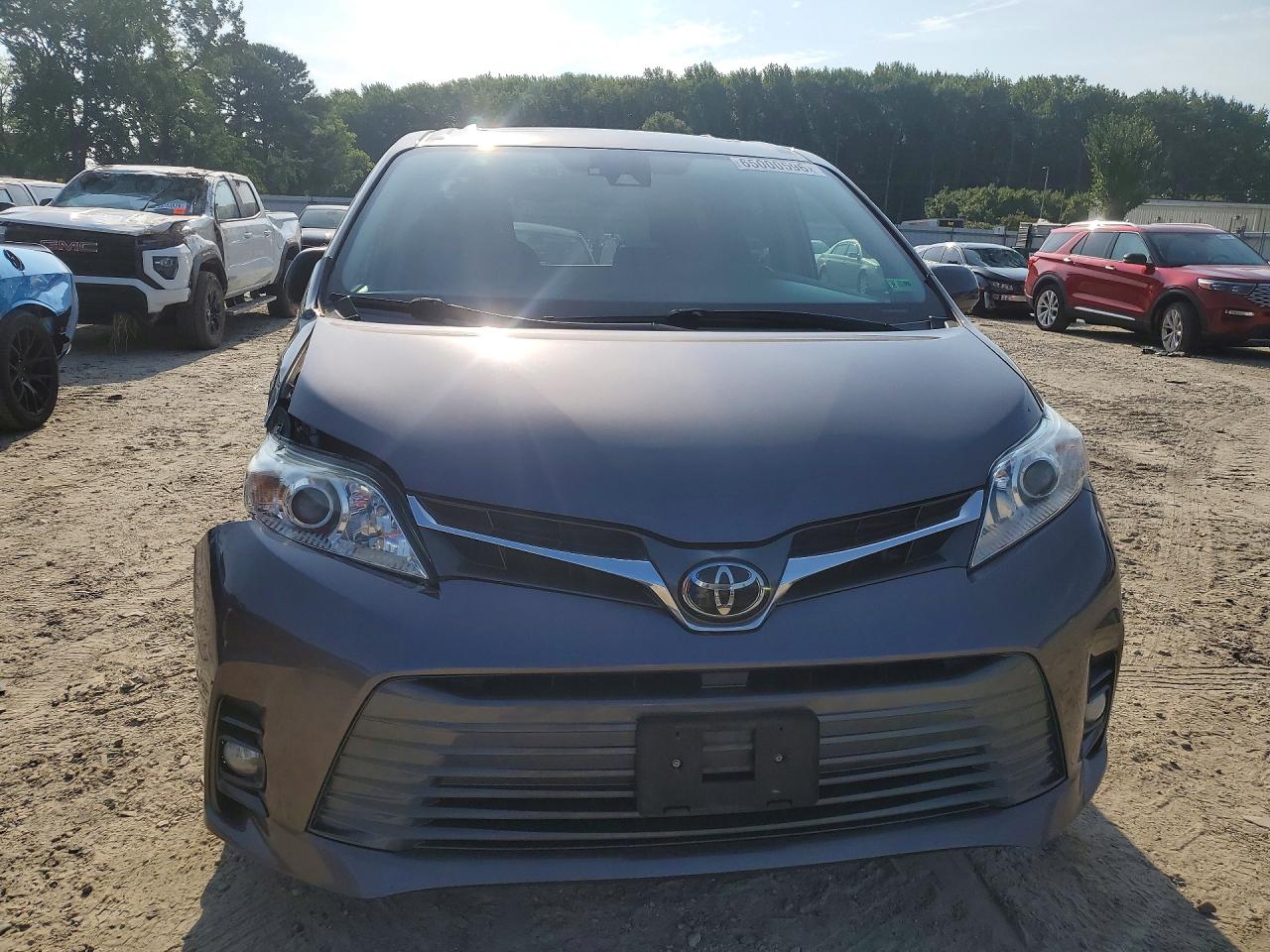 2020 Toyota Sienna Xle 8-passenger Gray vin: 5TDYZ3DC1LS040703