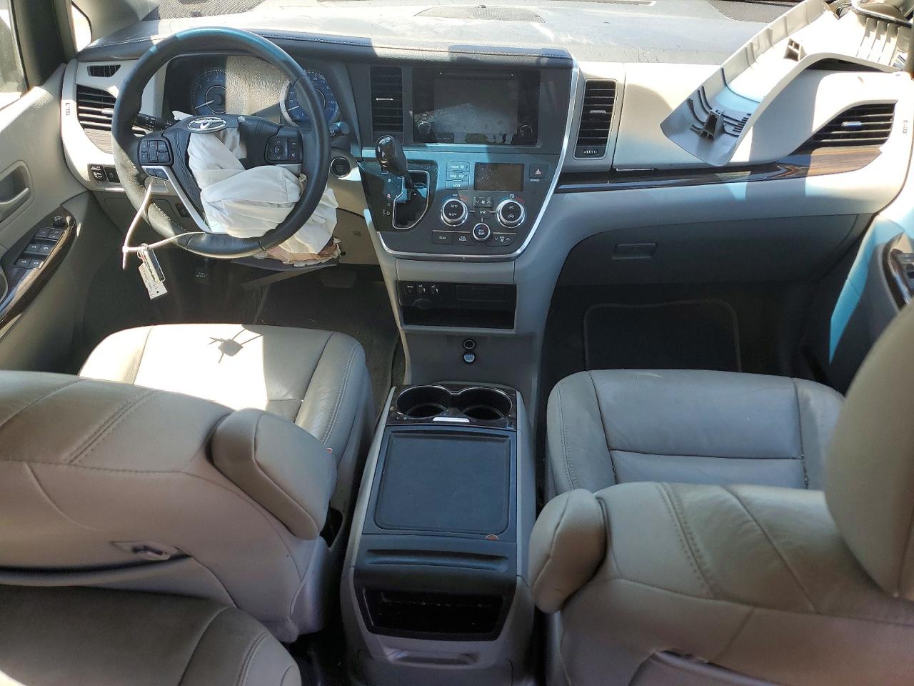 2017 Toyota Sienna Xle 8-passenger Белый vin: 5TDYZ3DC2HS821415