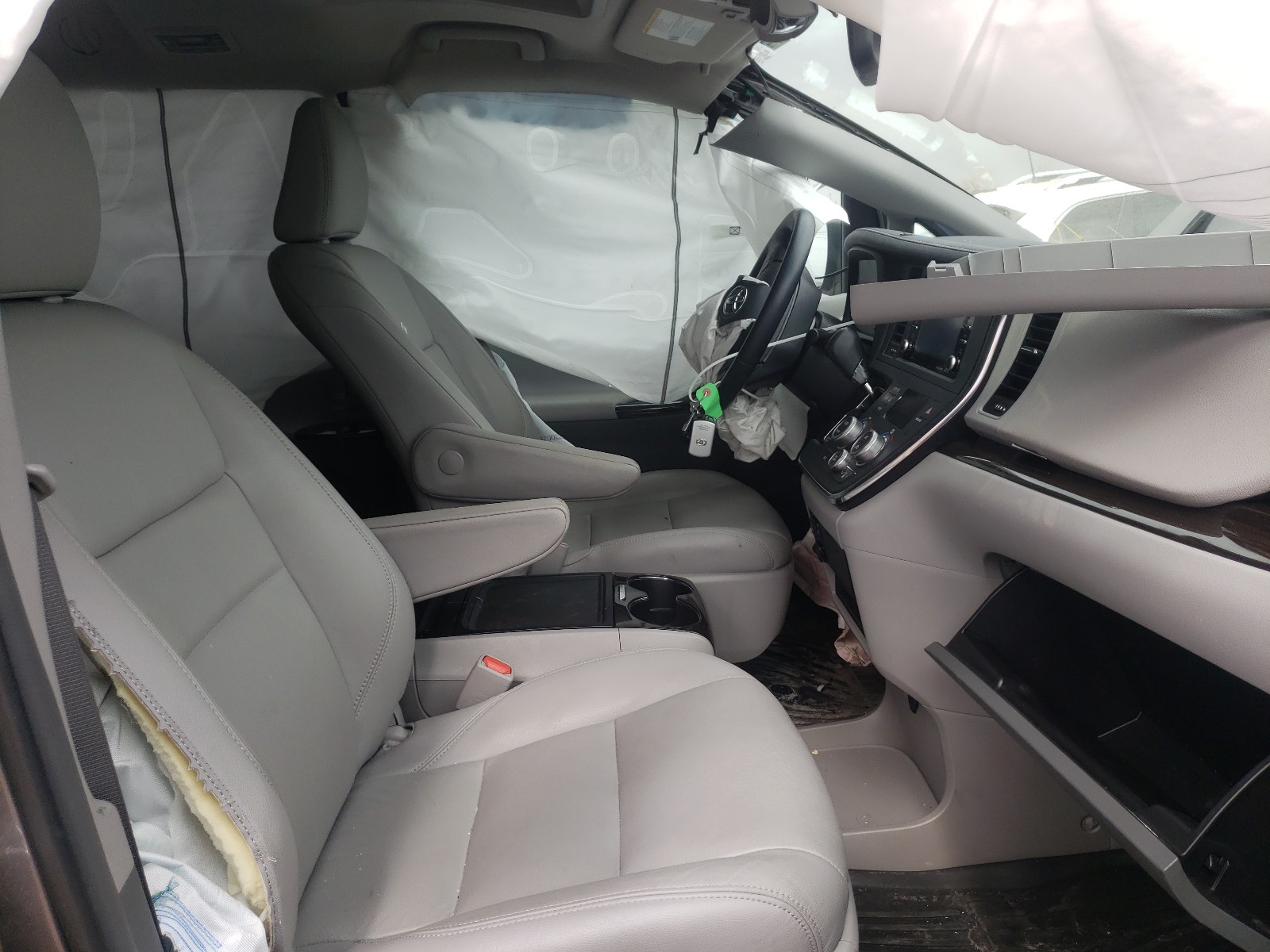 2018 Toyota Sienna Xle Gray vin: 5TDYZ3DC4JS962685