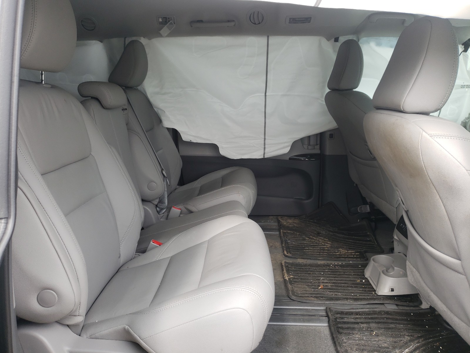 2018 Toyota Sienna Xle Gray vin: 5TDYZ3DC4JS962685