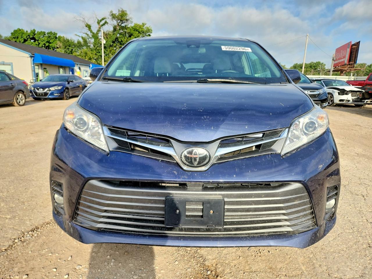 2018 Toyota Sienna Xle 7-passenger Auto Access Se Blue vin: 5TDYZ3DC7JS943449