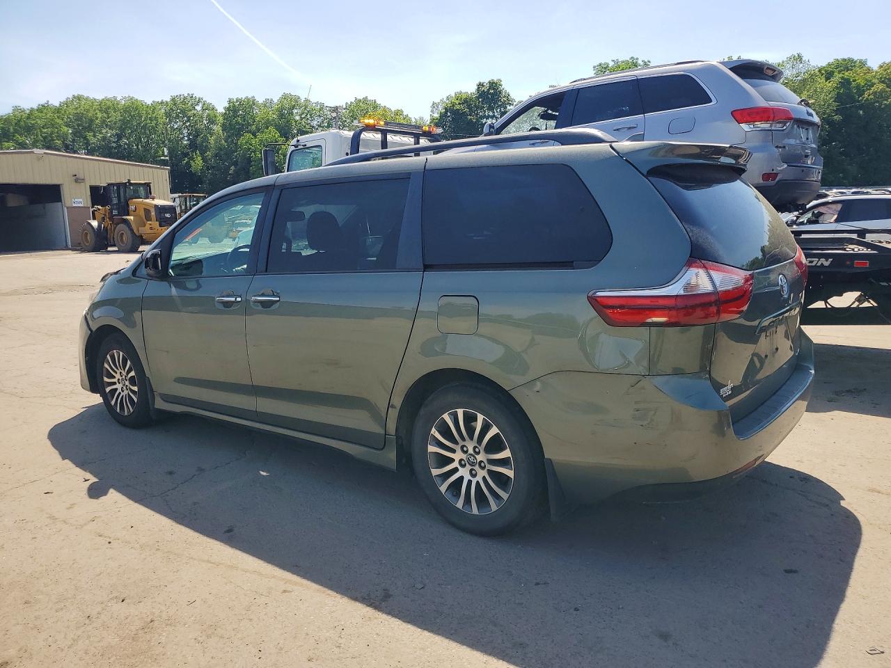 2018 Toyota Sienna Xle 8-passenger Серый vin: 5TDYZ3DC9JS945428