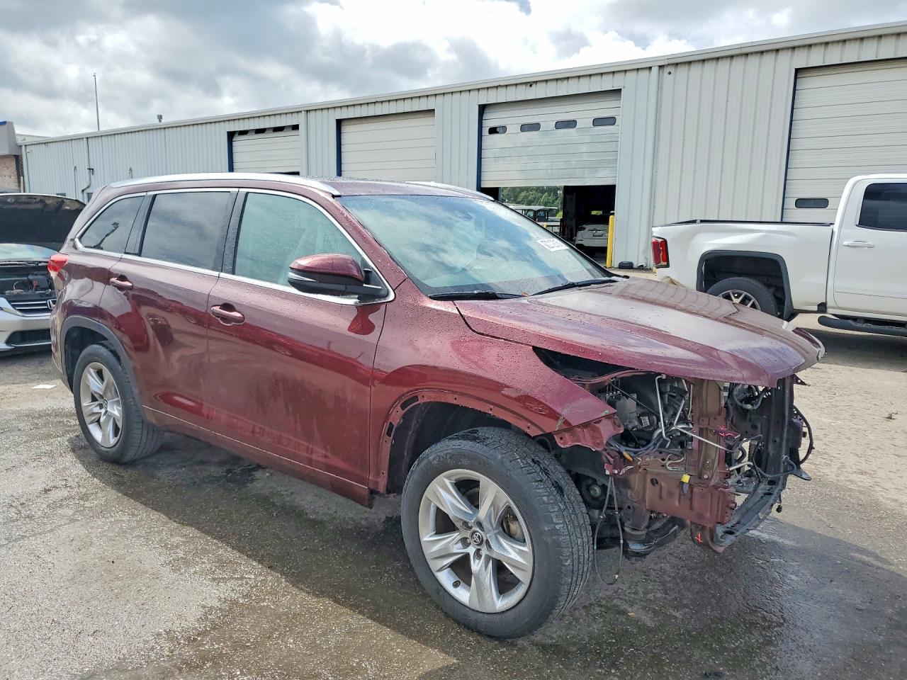 2017 Toyota Highlander Limited Burgundy vin: 5TDYZRFH3HS211583