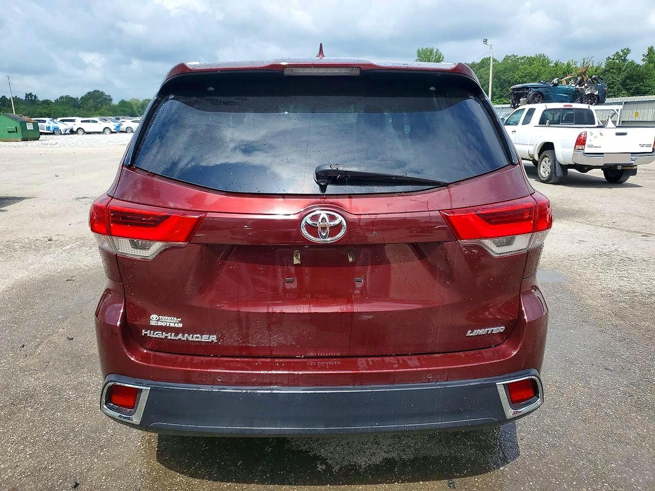 2017 Toyota Highlander Limited Burgundy vin: 5TDYZRFH3HS211583