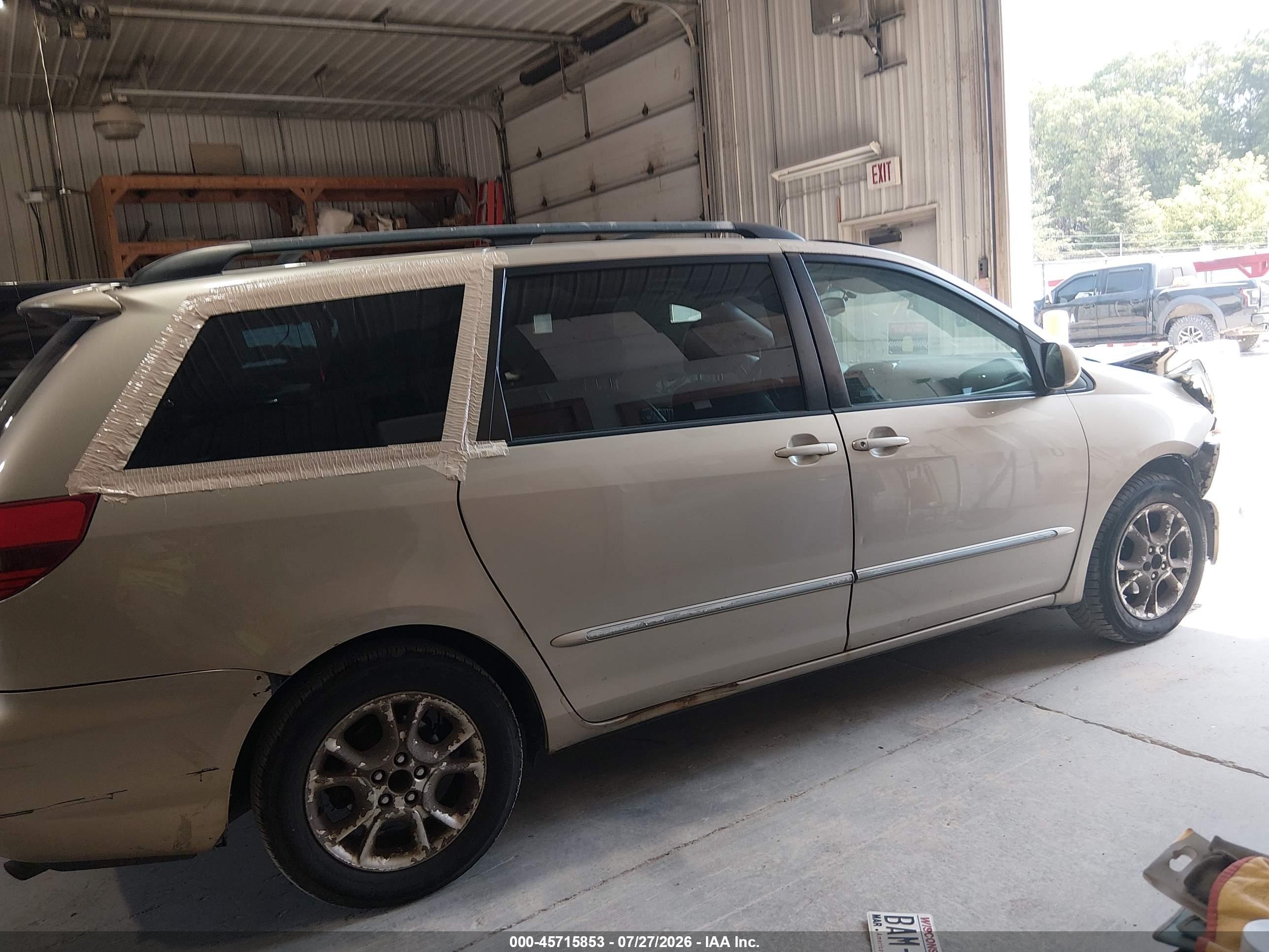 2004 Toyota Sienna Xle Limited Золотой vin: 5TDZA22C04S128796